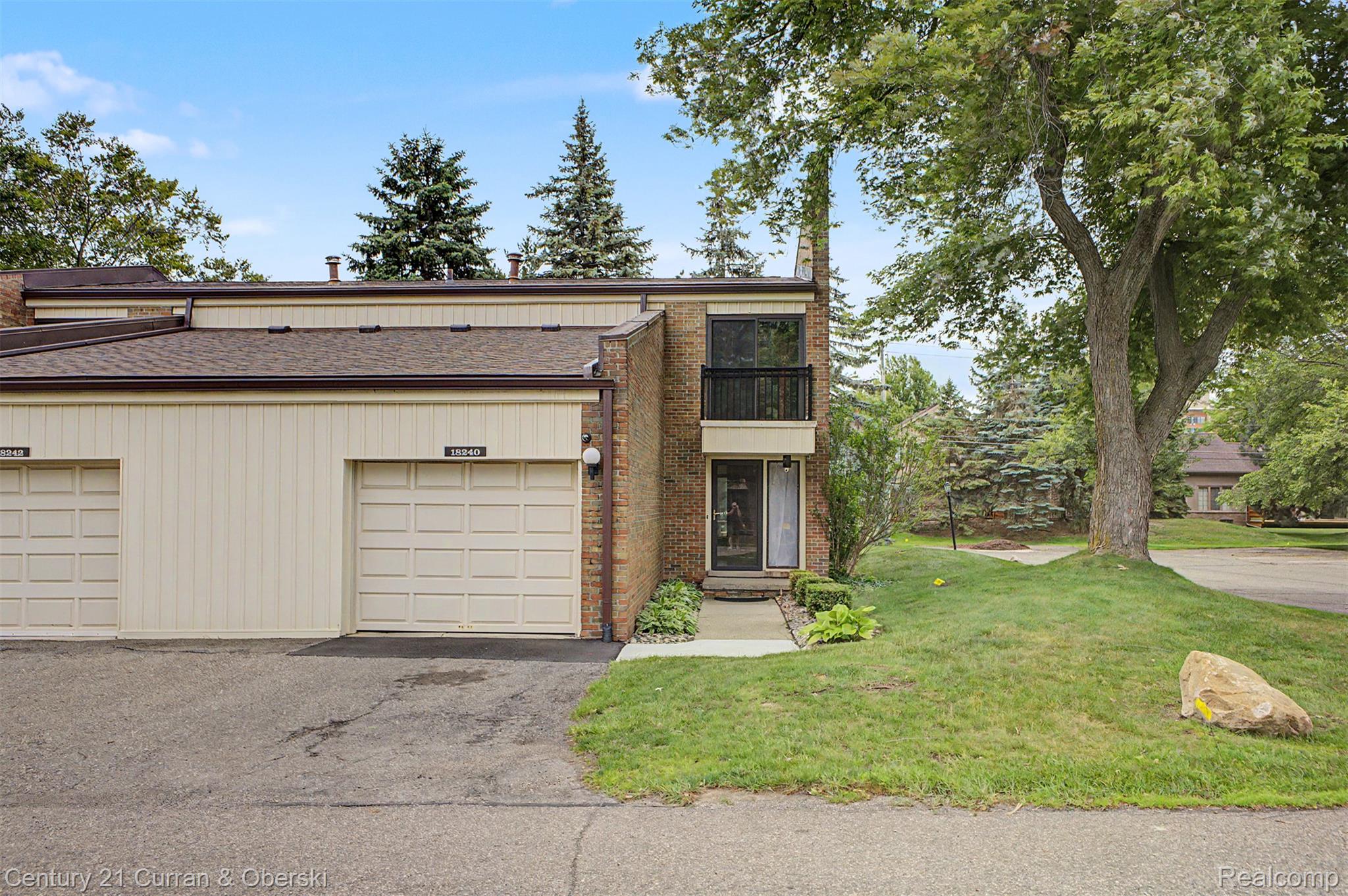 18240, University Park, Livonia, Michigan, 48152