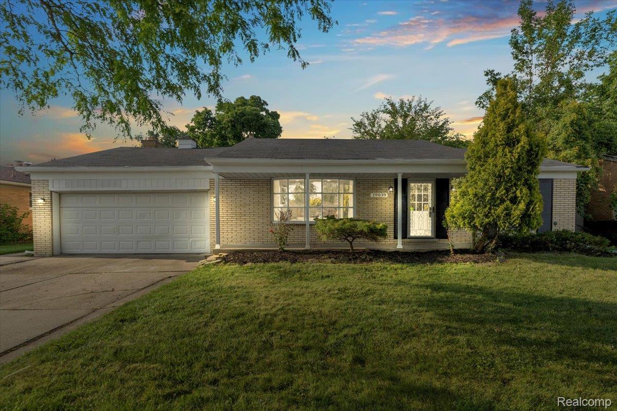 19039, Elsmere, Eastpointe, Michigan, 48021