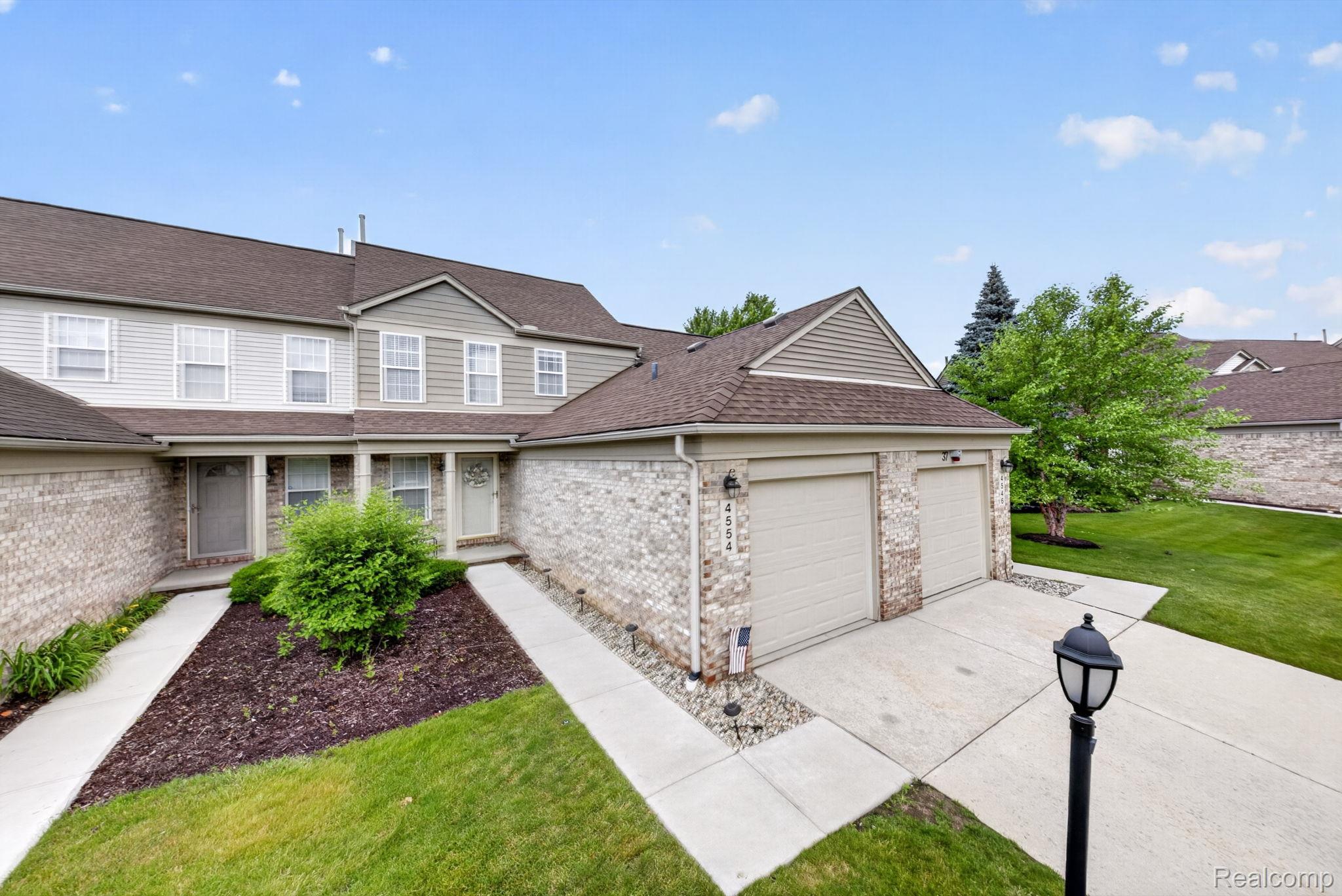 4554, Hunters, E, Canton, Michigan, 48188
