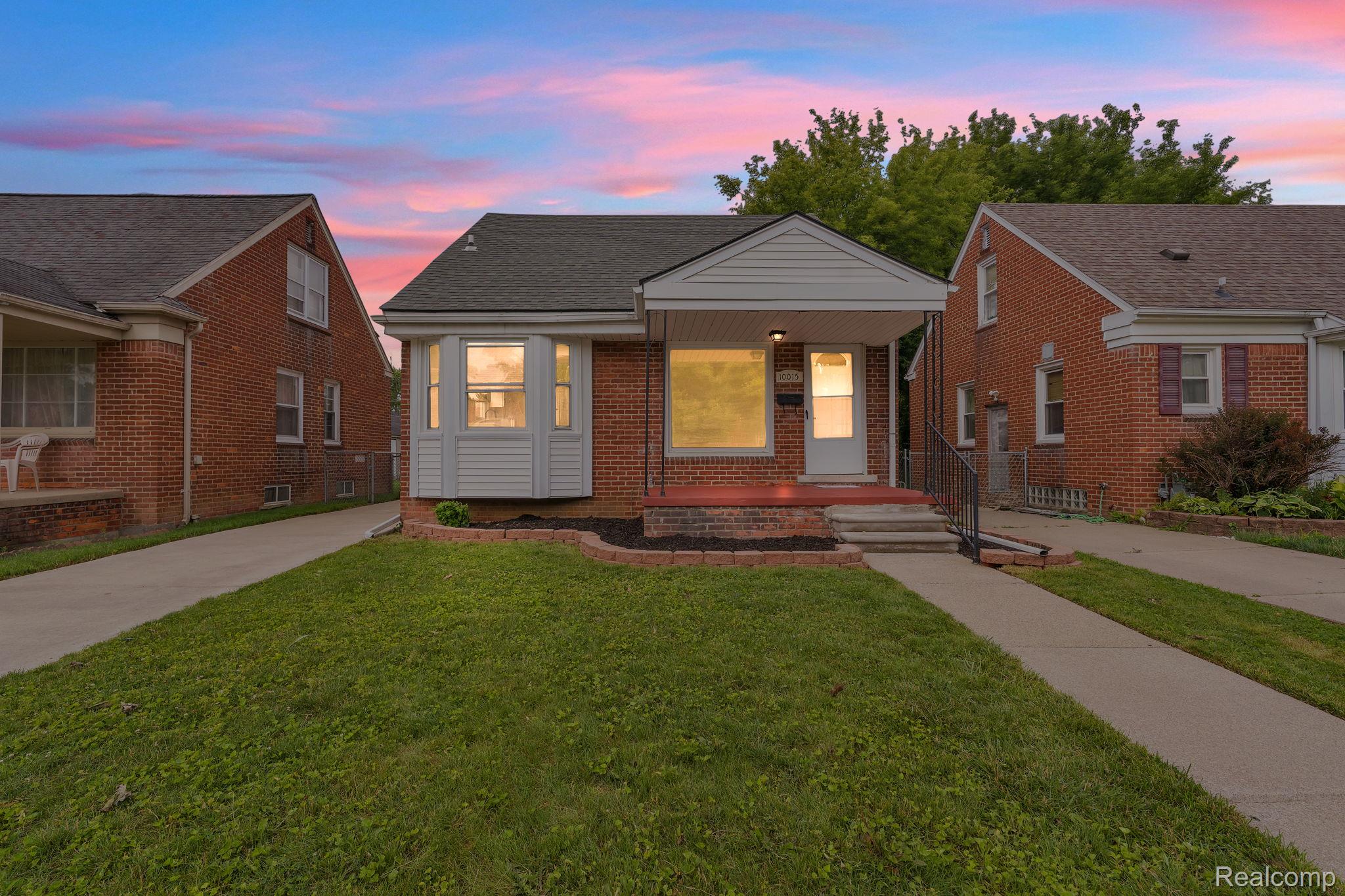 10015, Marion, Redford, Michigan, 48239