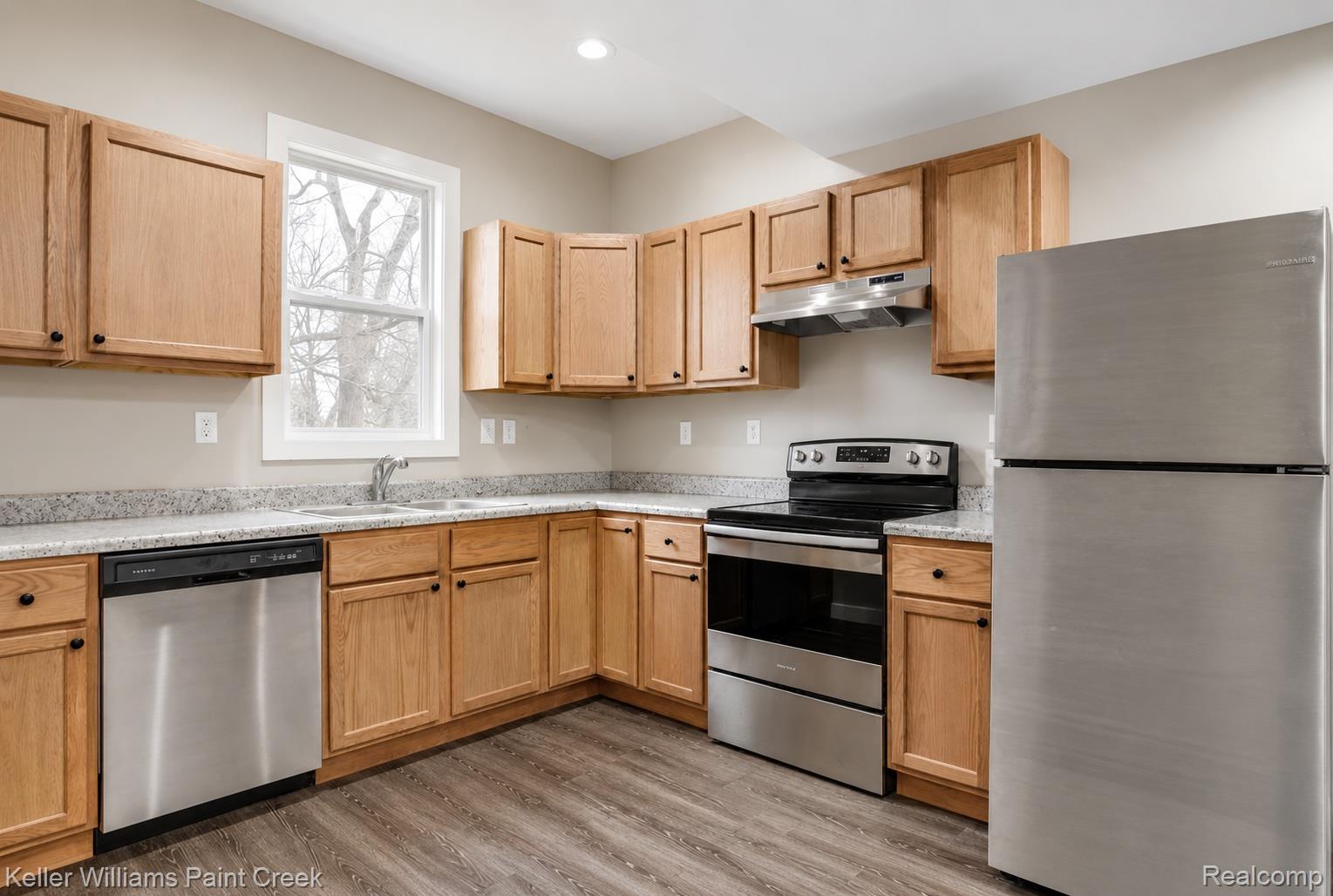 70190, Main, #5, Richmond, Michigan, 48062