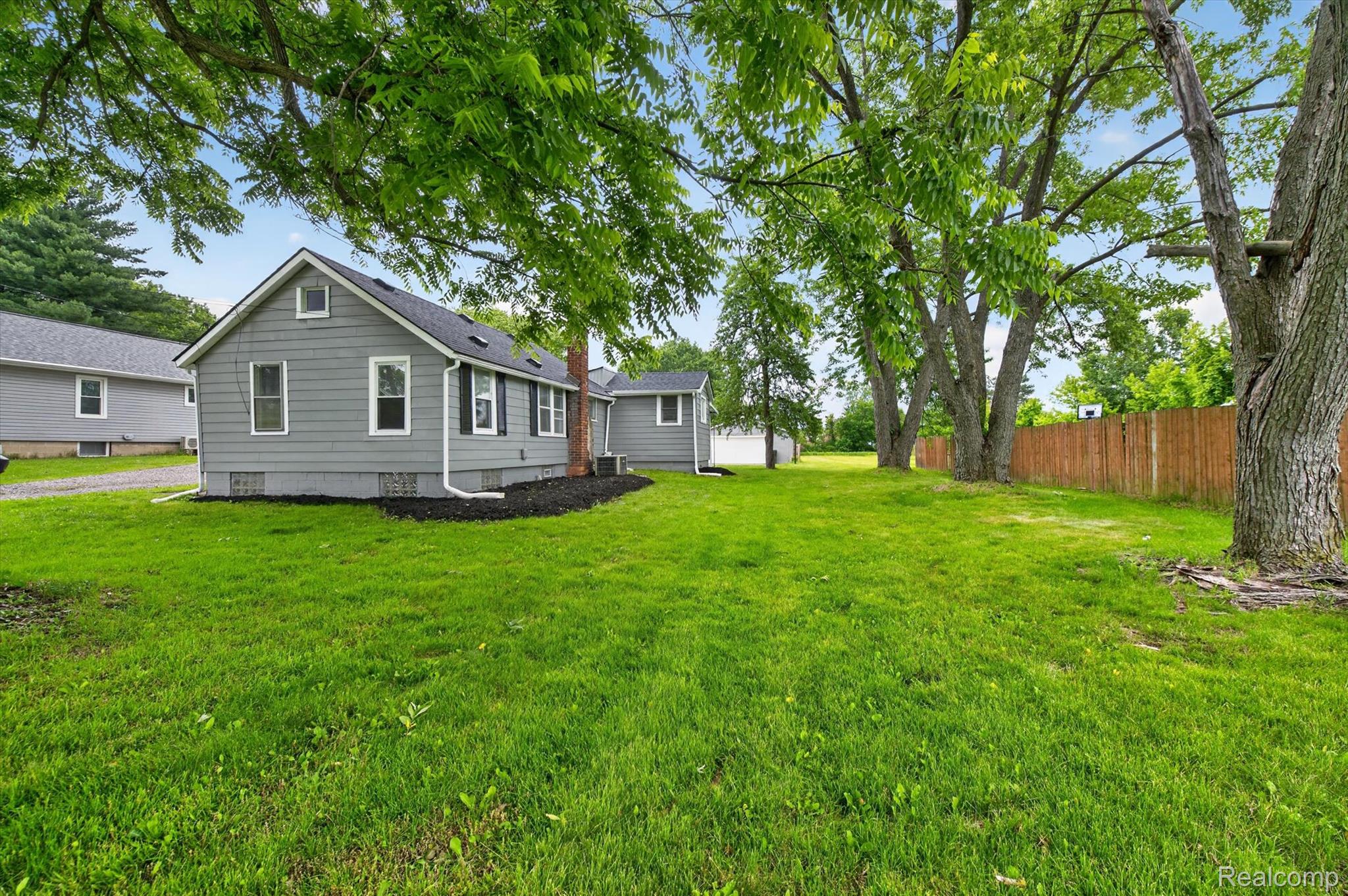 2931, Grant, Rochester Hills, Michigan, 48309