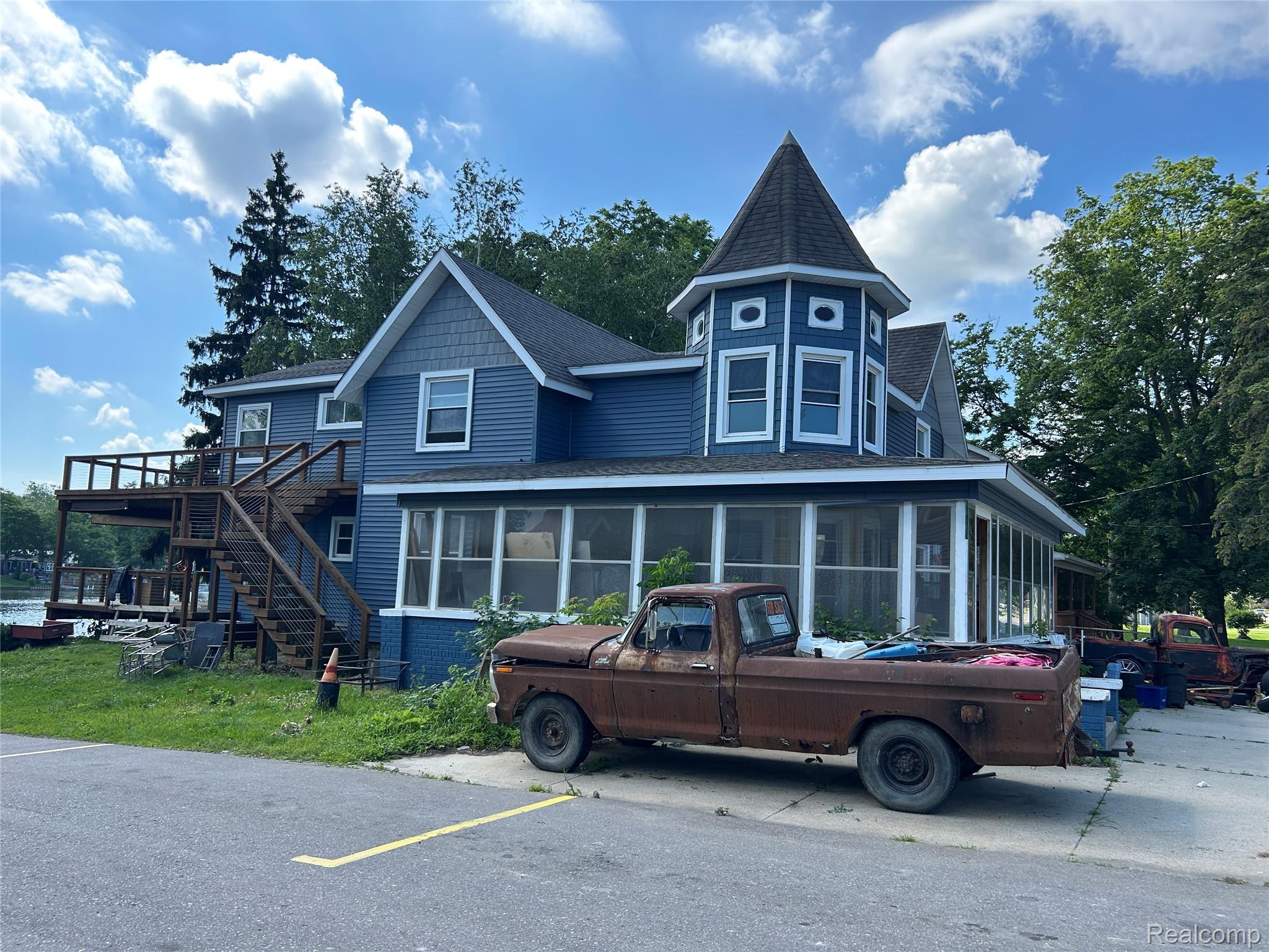 16185, Seymour, Linden, Michigan, 48451