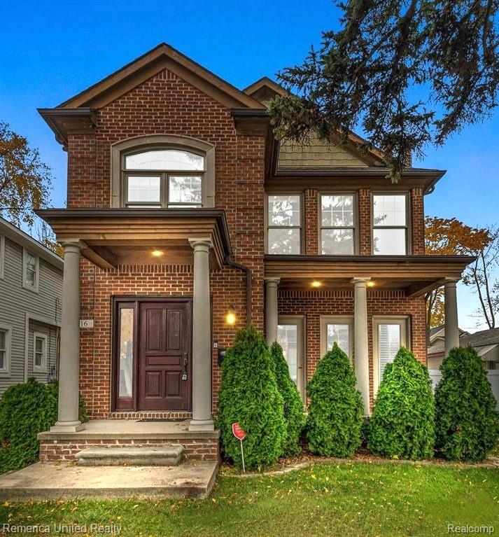 916, Ruffner, Birmingham, Michigan, 48009