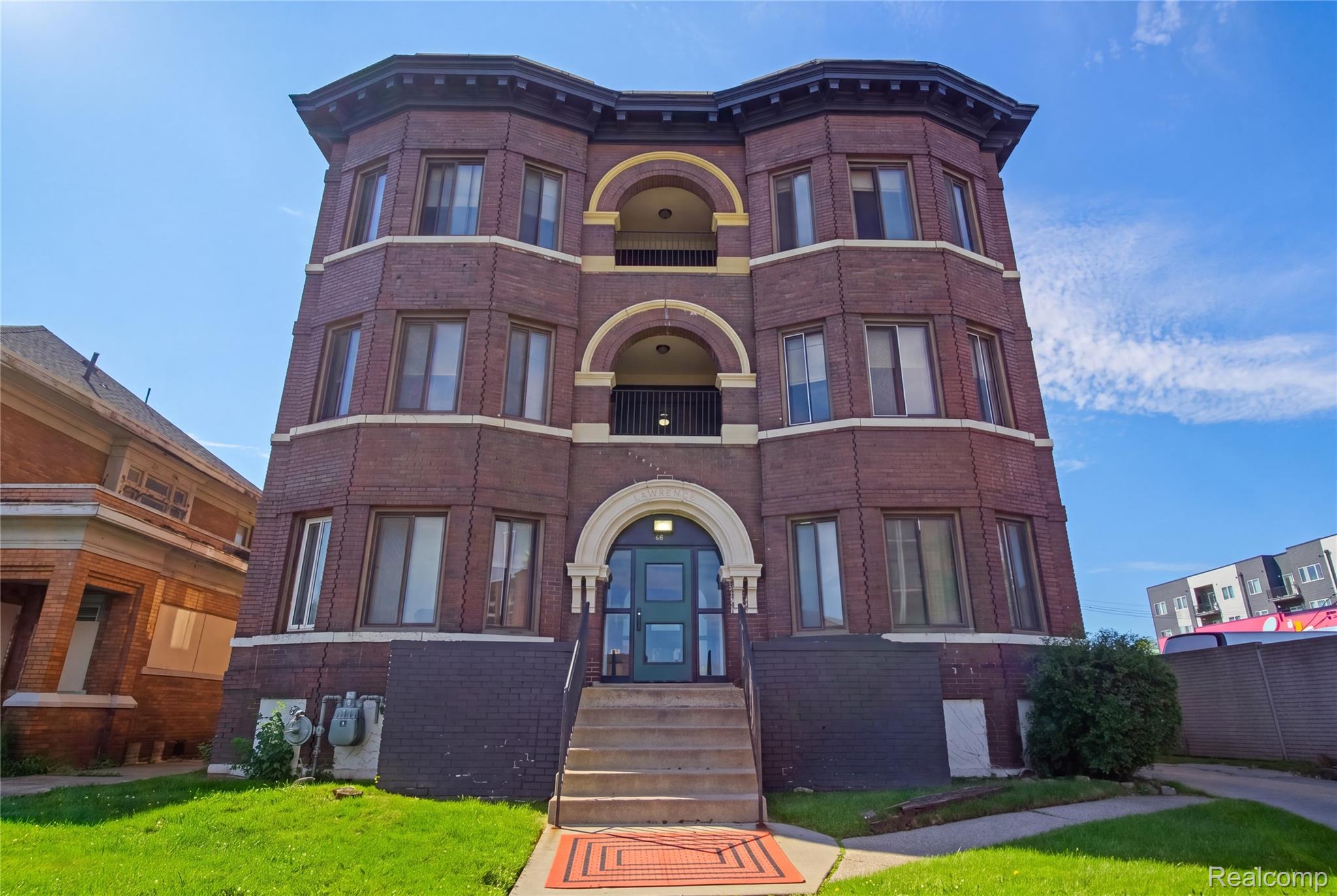 68, Willis, #9, Detroit, Michigan, 48201