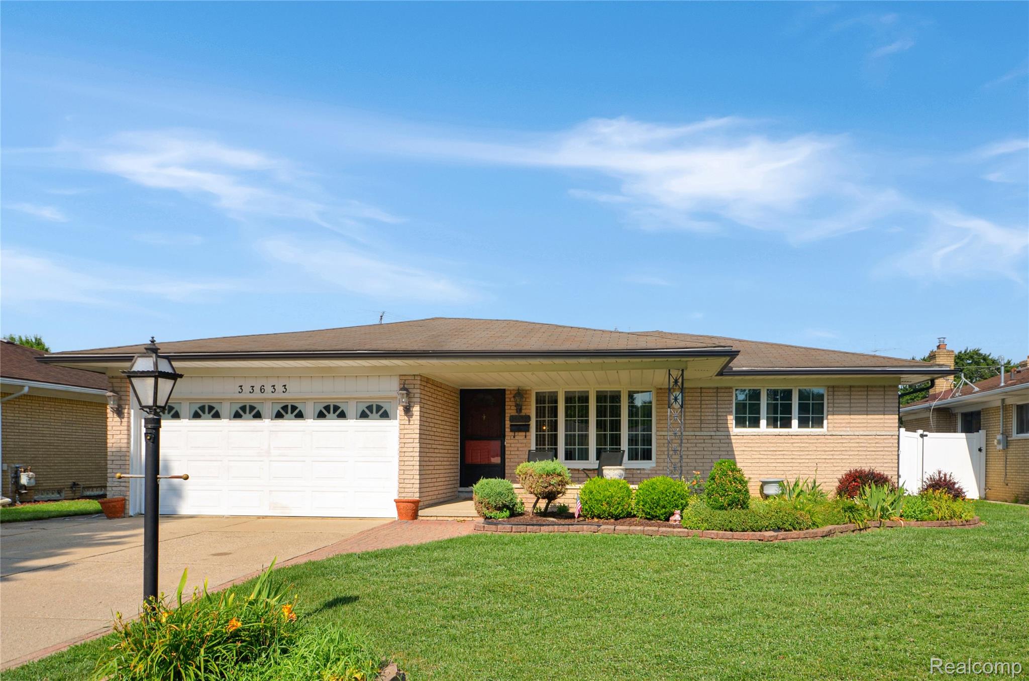 33633, Mina, Sterling Heights, Michigan, 48312