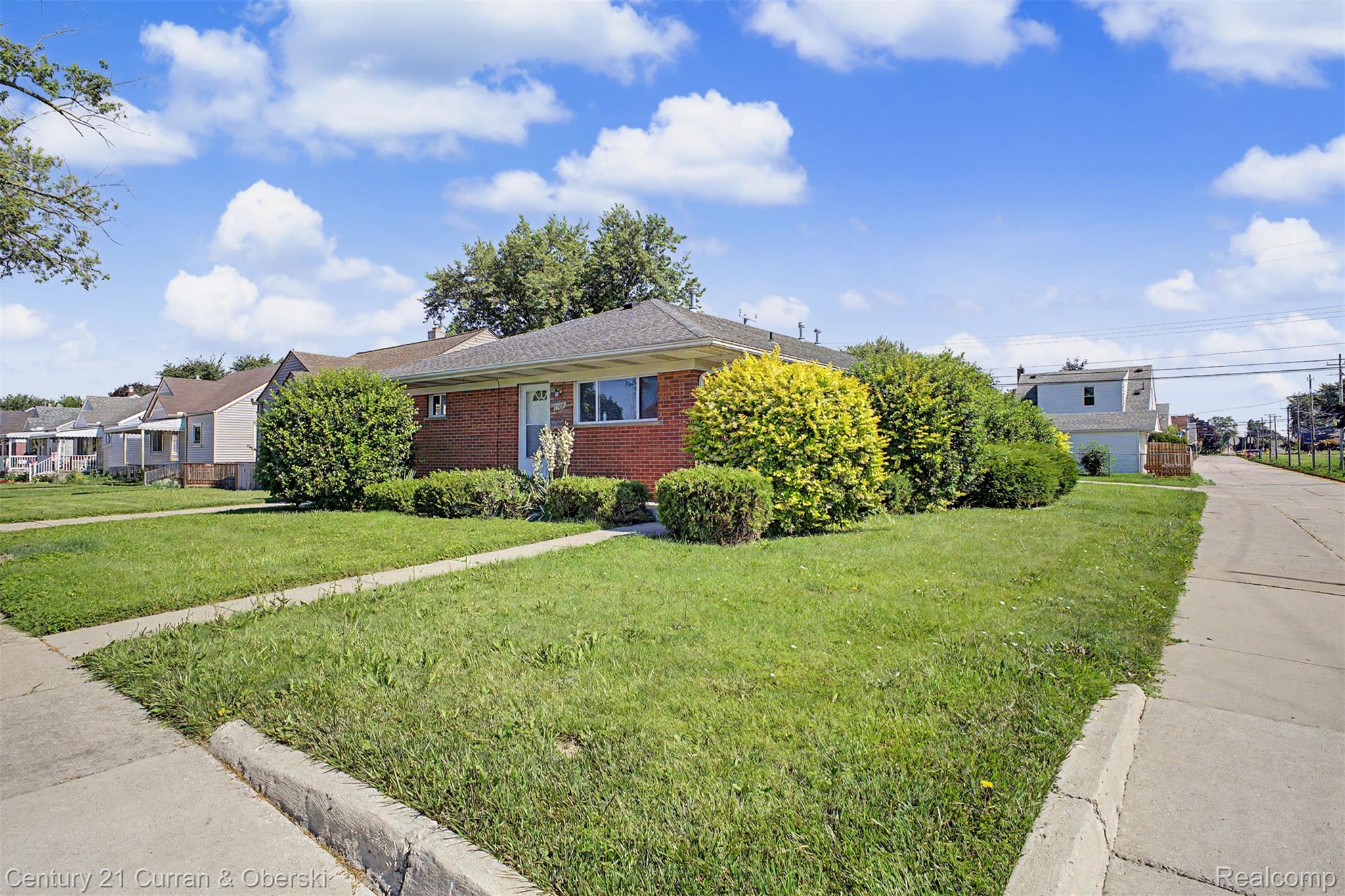 1504, McLain, Lincoln Park, Michigan, 48146