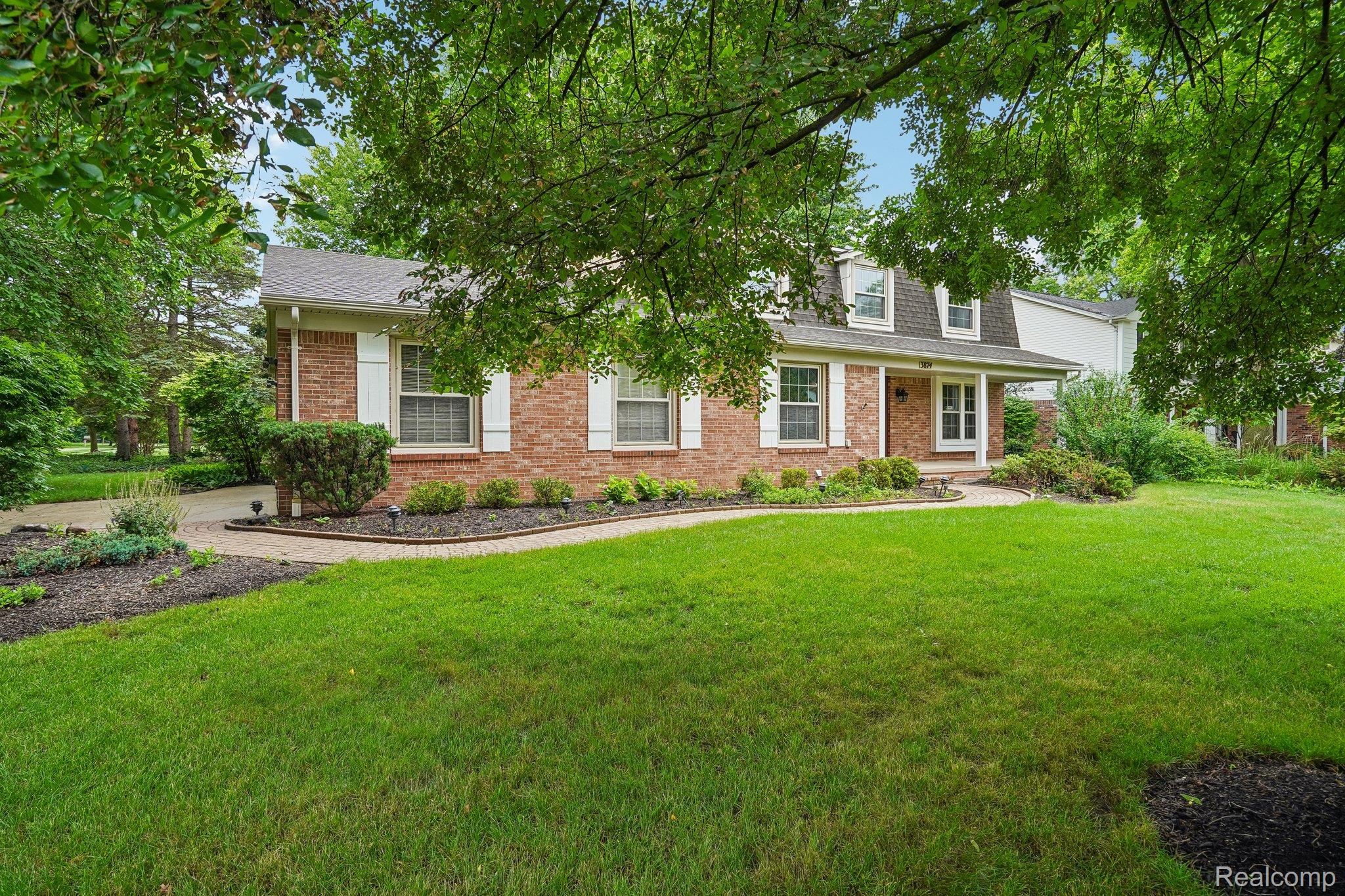 3874, Burkoff, Troy, Michigan, 48084