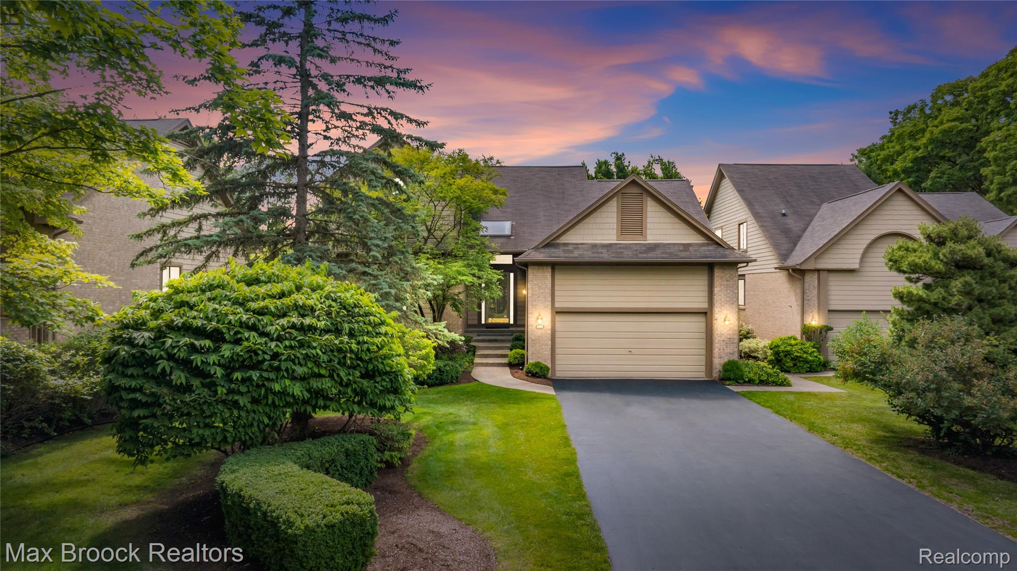 4860, Lagoons, West Bloomfield, Michigan, 48323