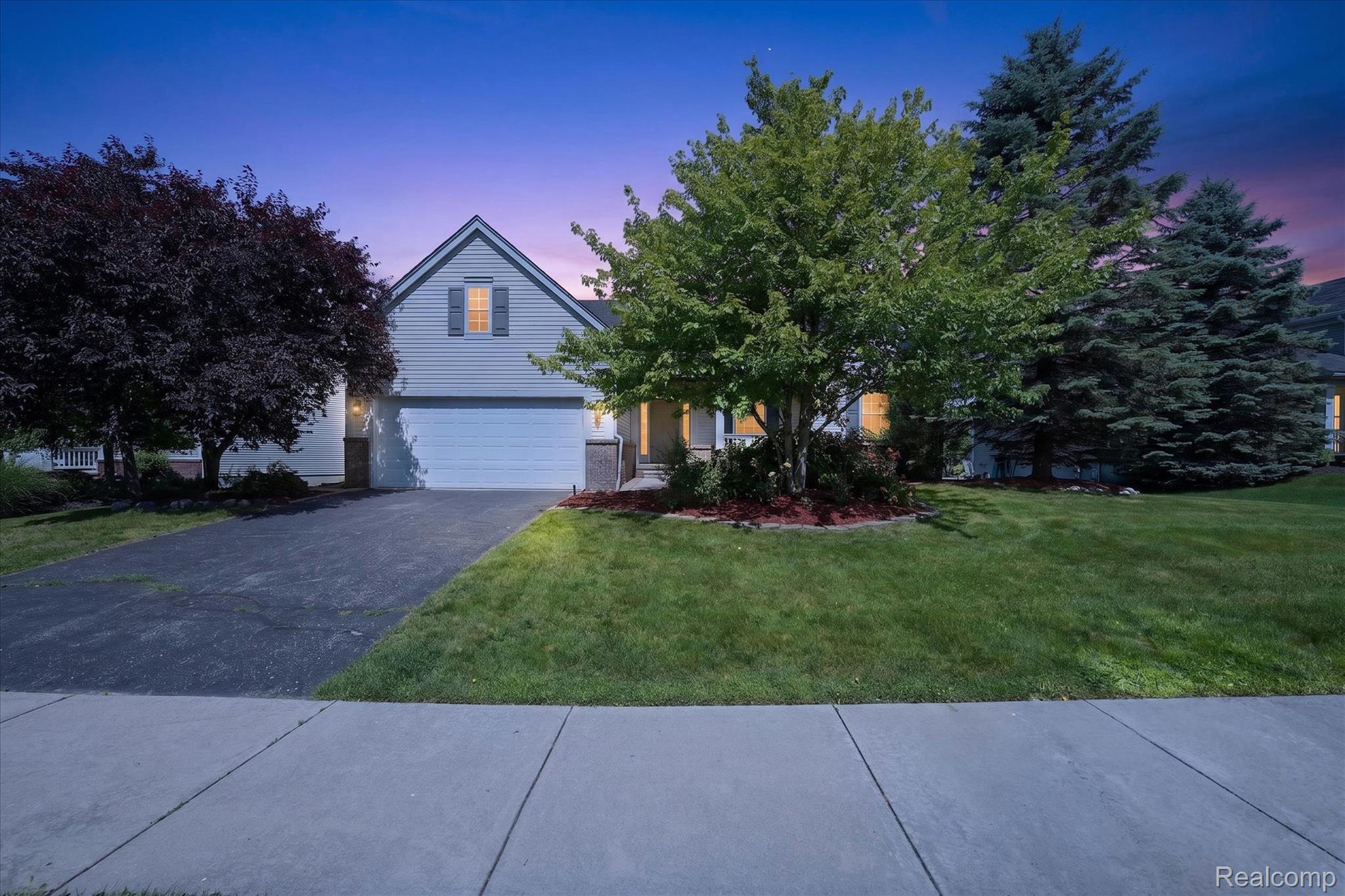 860, Island Lake, Oxford, Michigan, 48371
