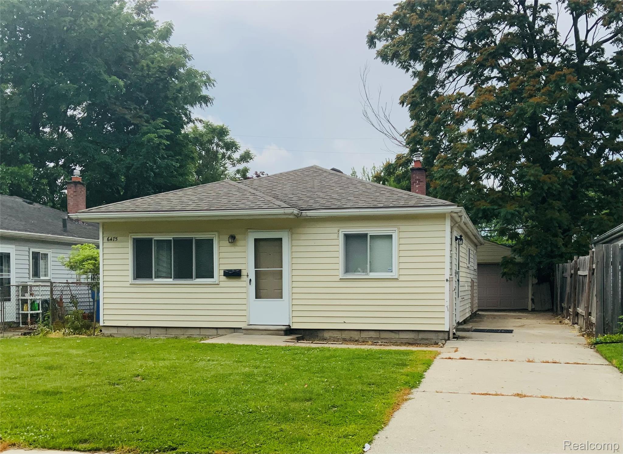6475, Highland, Dearborn Heights, Michigan, 48127