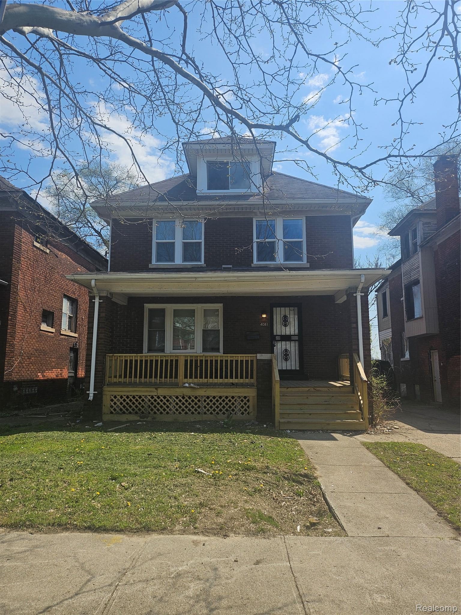 4081, Montgomery, Detroit, Michigan, 48204