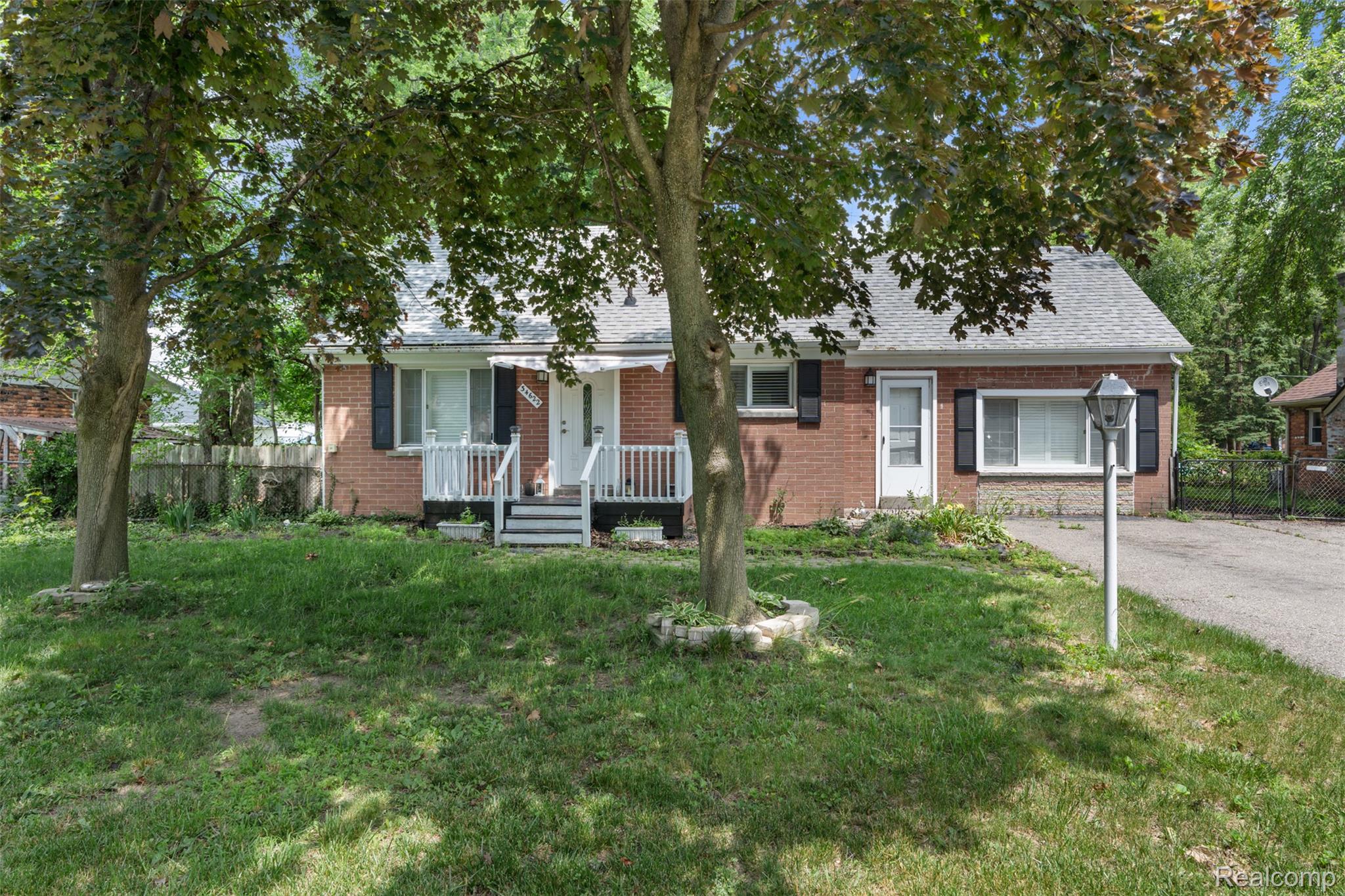 34622, Donnelly, Westland, Michigan, 48185