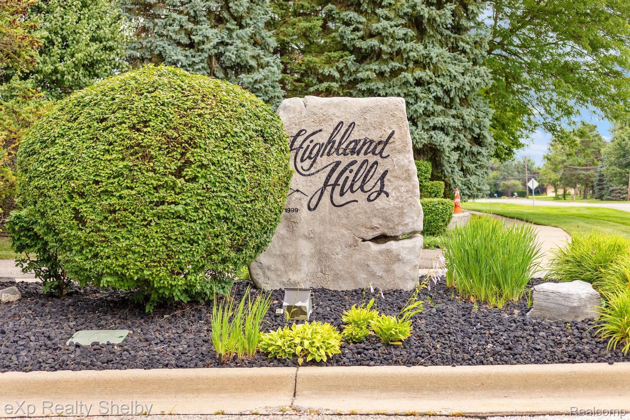 17680, Port Salem, #37, Macomb, Michigan, 48044