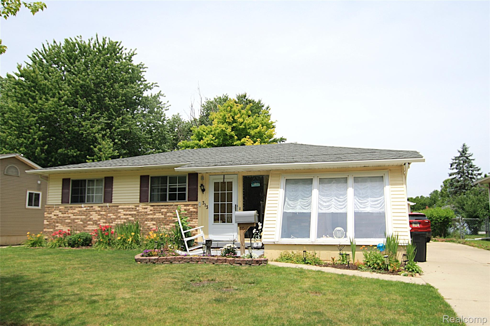 313, Naldrette, Durand, Michigan, 48429