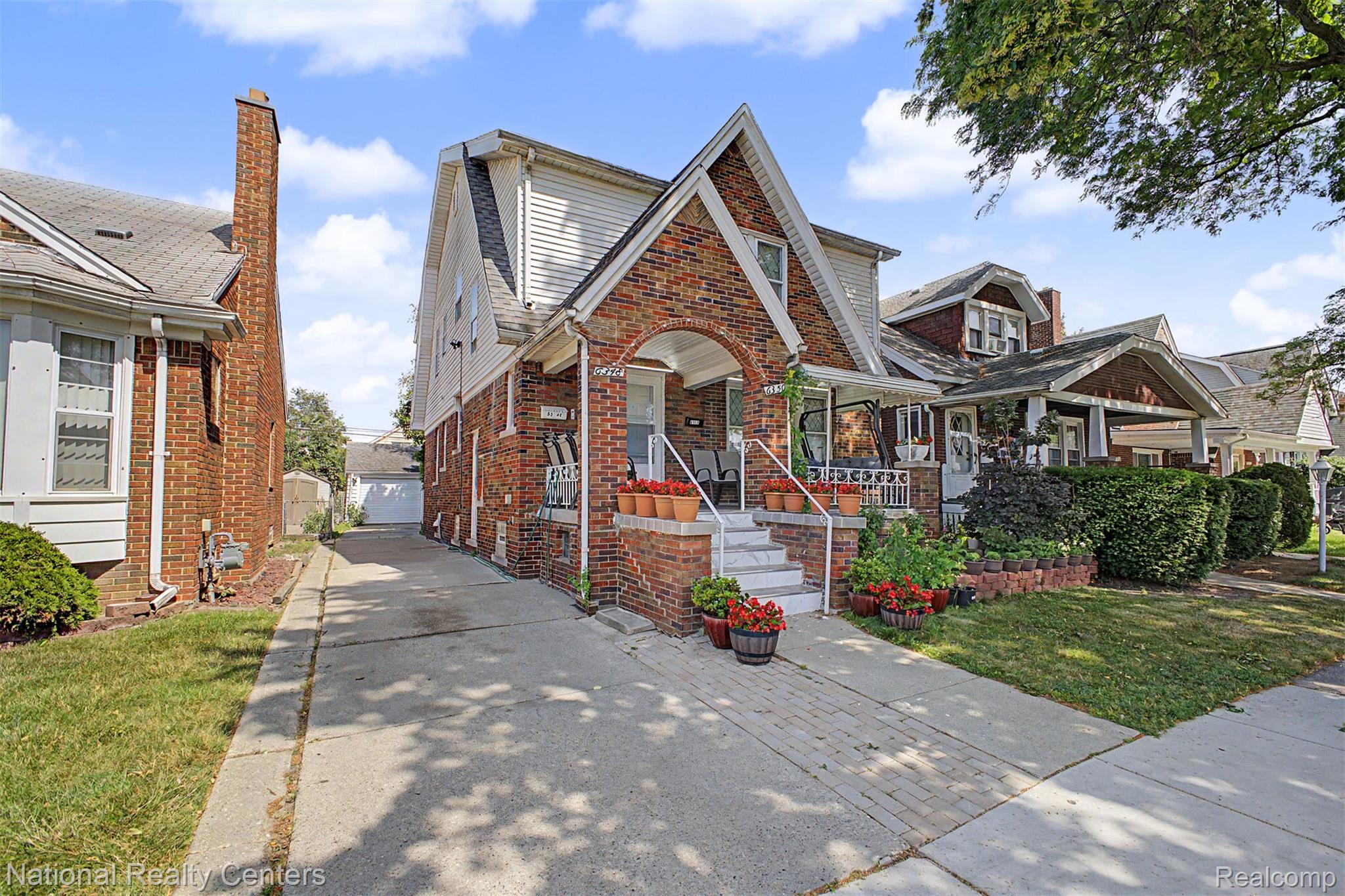 6348, Coleman, Dearborn, Michigan, 48126