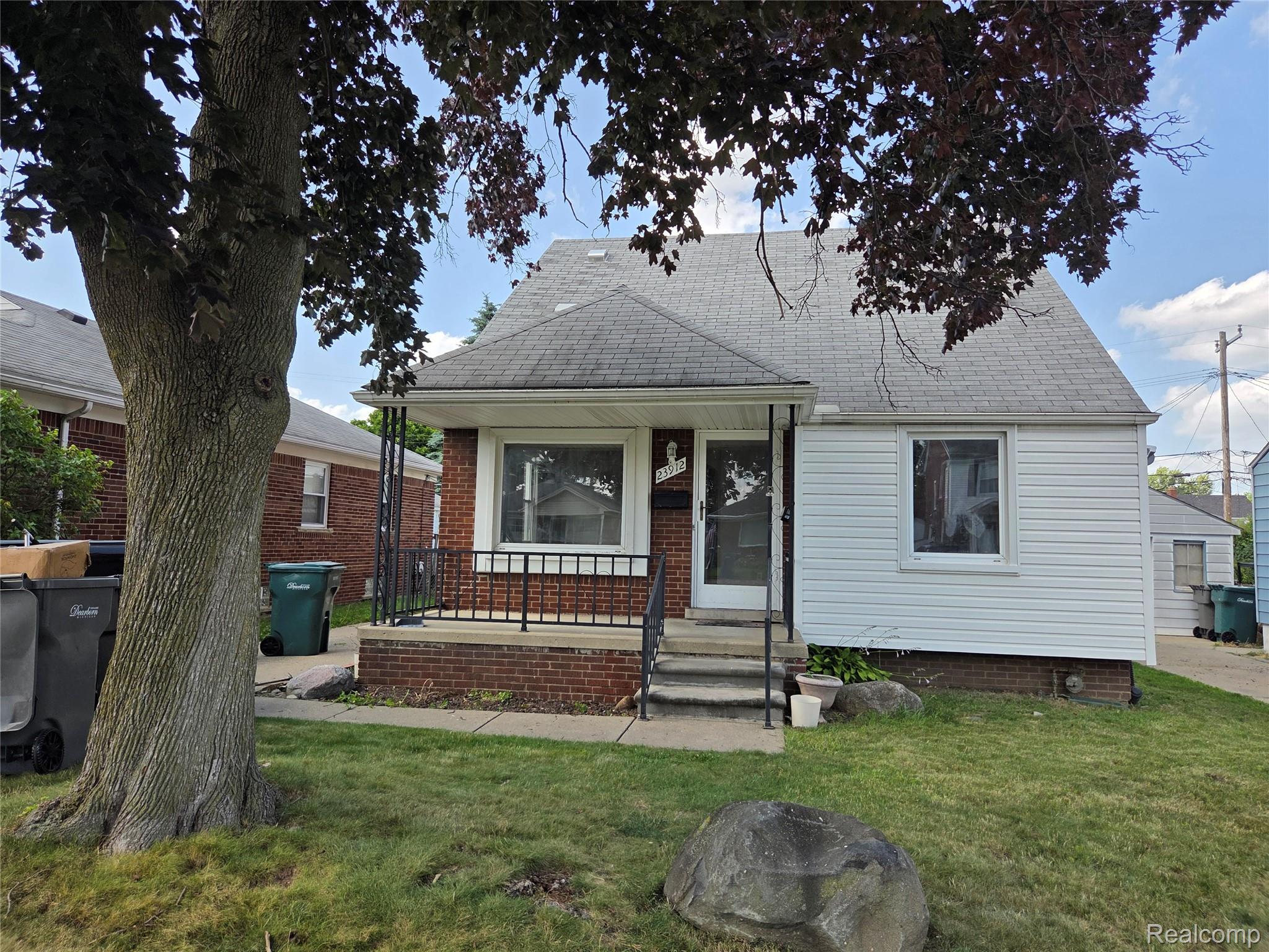 23912, Hollander, Dearborn, Michigan, 48128