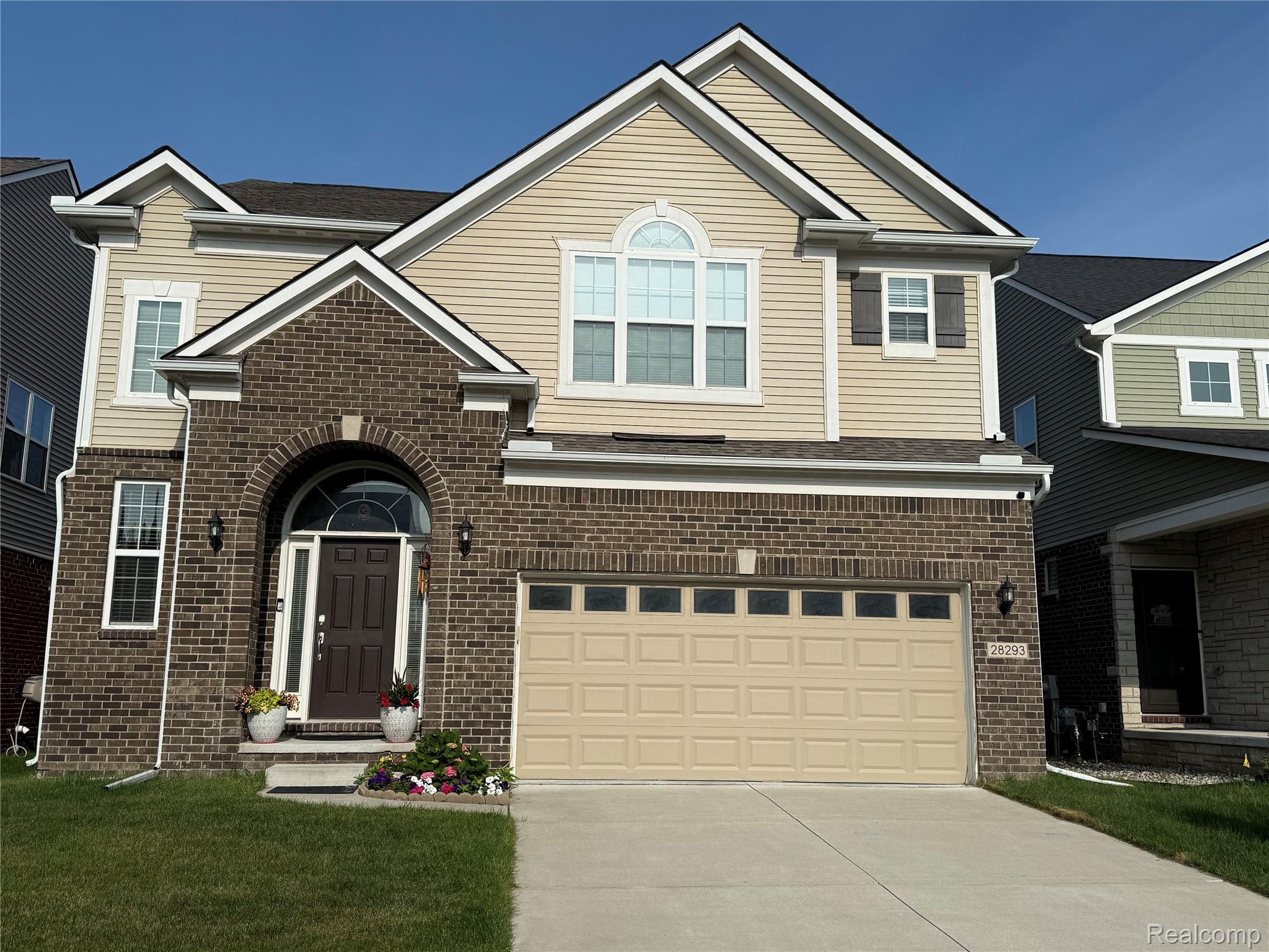 28293, Verona Drive, Novi, Michigan, 48377