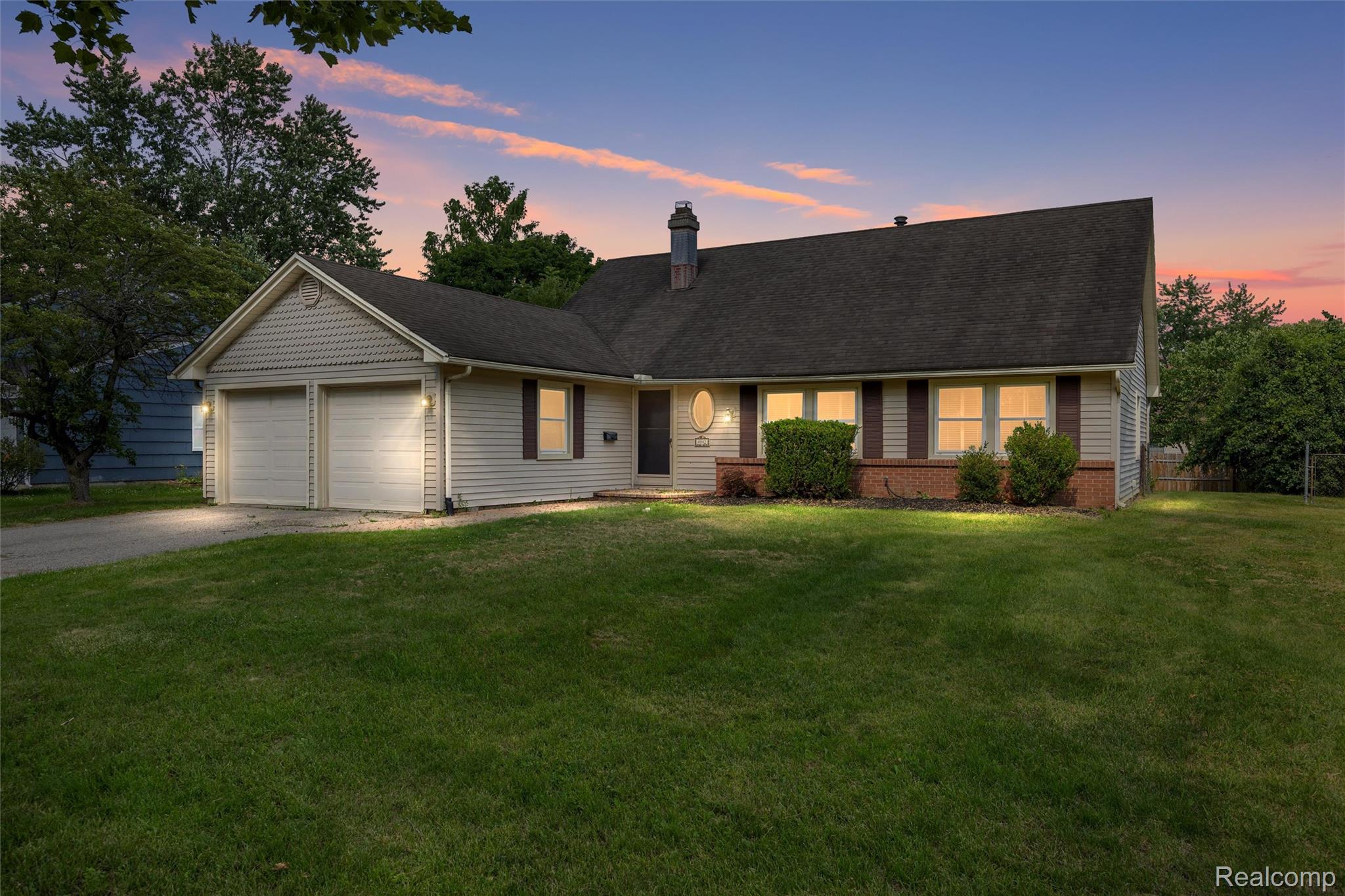 4942, Butler, Troy, Michigan, 48085