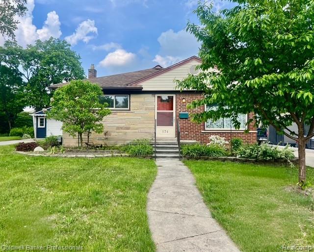 574, Auburn, Plymouth, Michigan, 48170