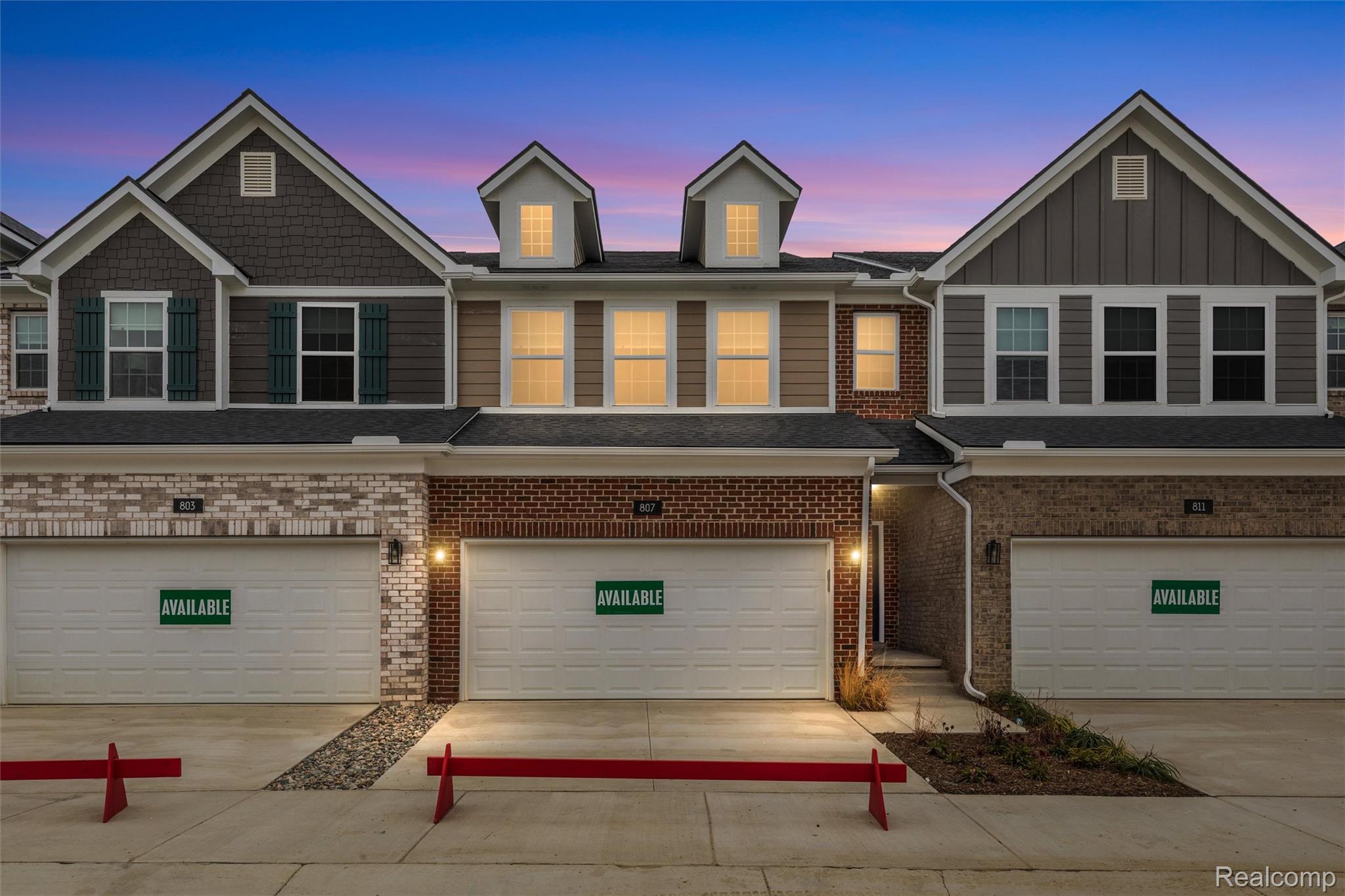 807, Balmoral Ln, Troy, Michigan, 48085
