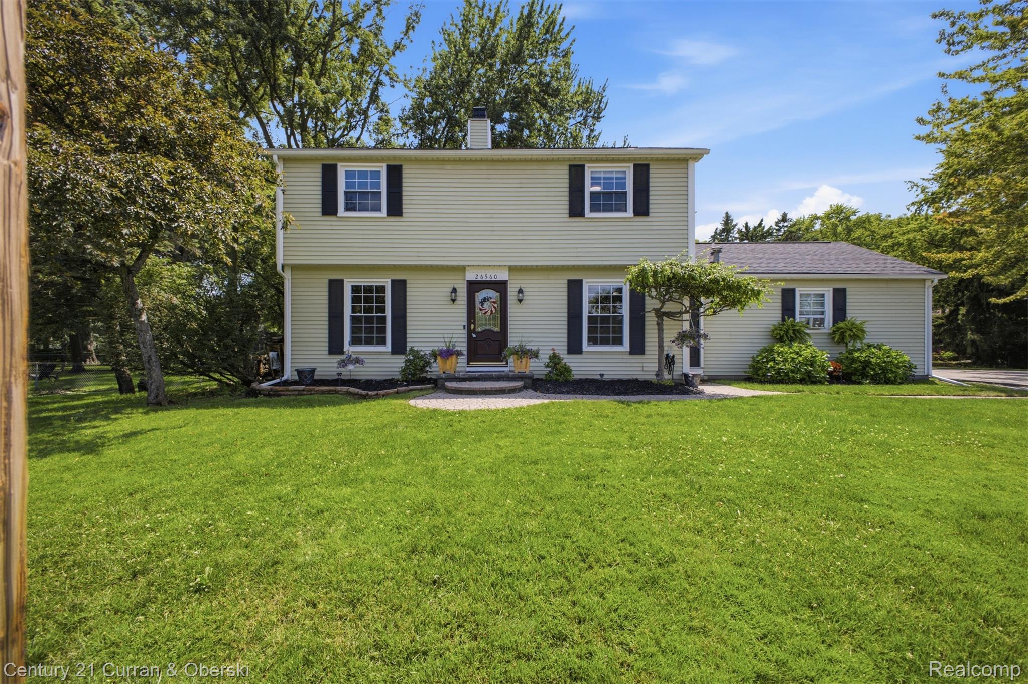 26560, Acacia, Harrison Township, Michigan, 48045