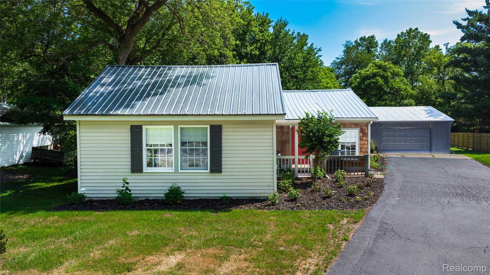 308, Seymour, Flushing, Michigan, 48433