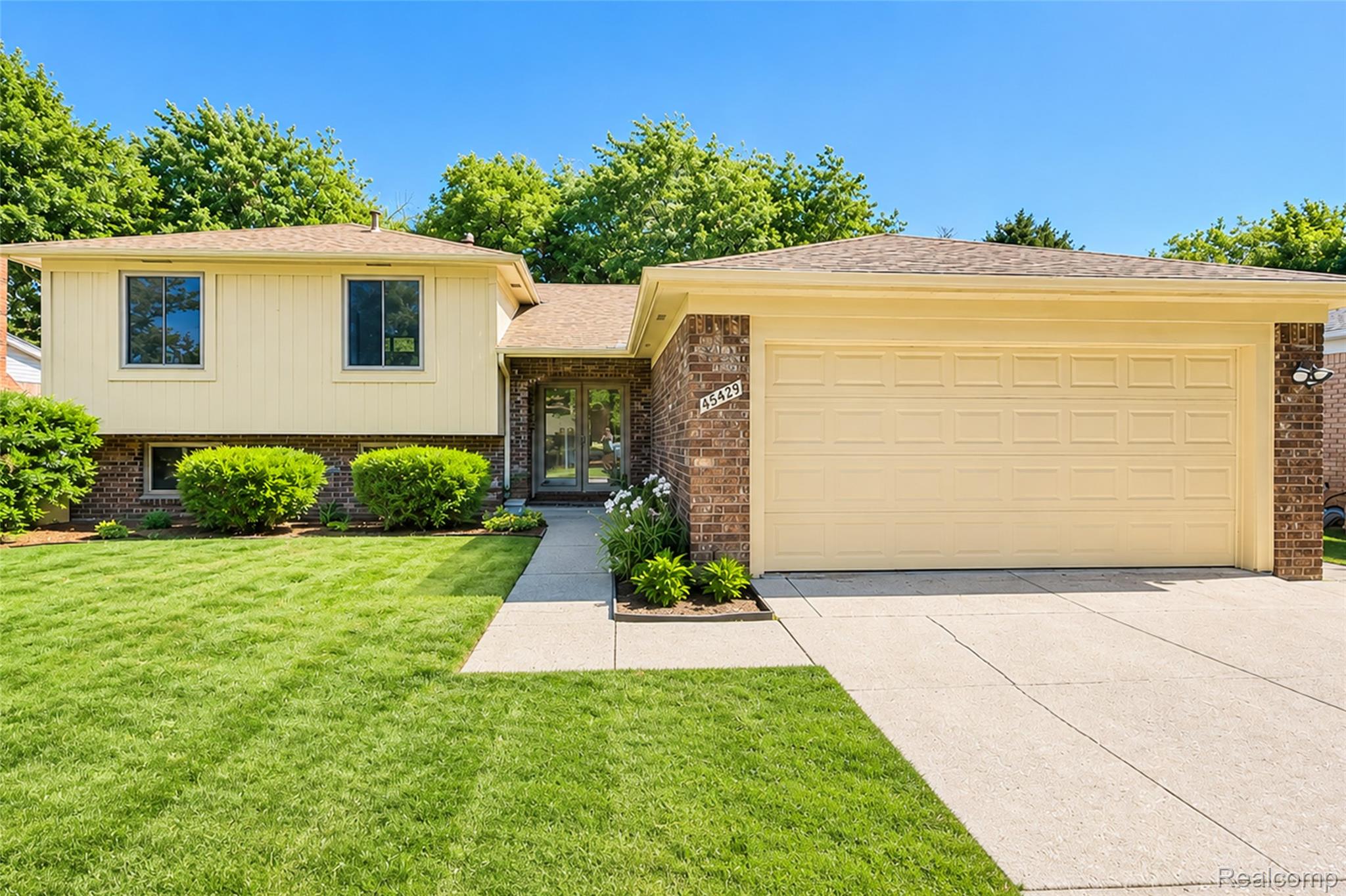 45429, Brunswick, Canton, Michigan, 48187