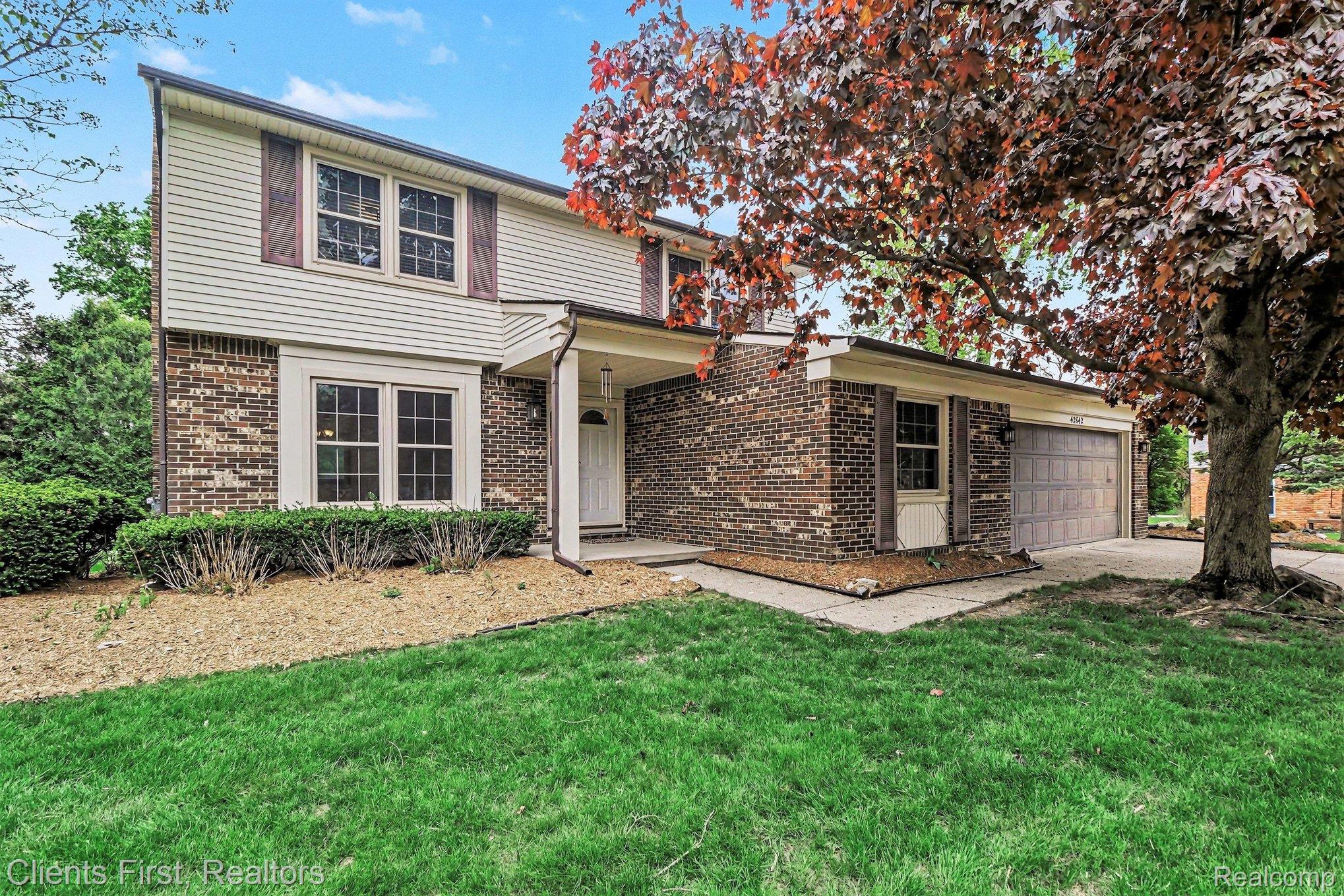 42542, Knollwood, Northville, Michigan, 48168