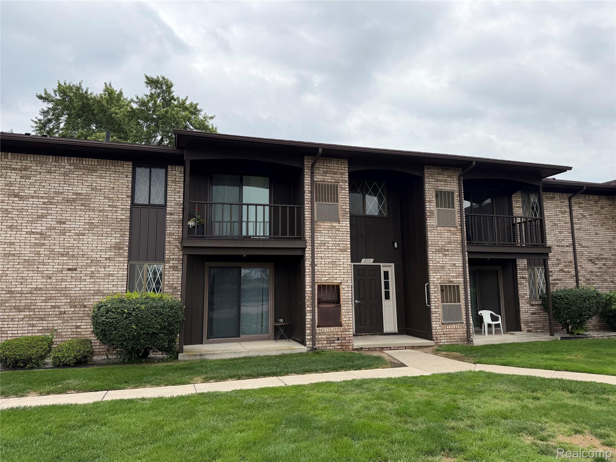 270, 13 Mile, #34, Madison Heights, Michigan, 48071
