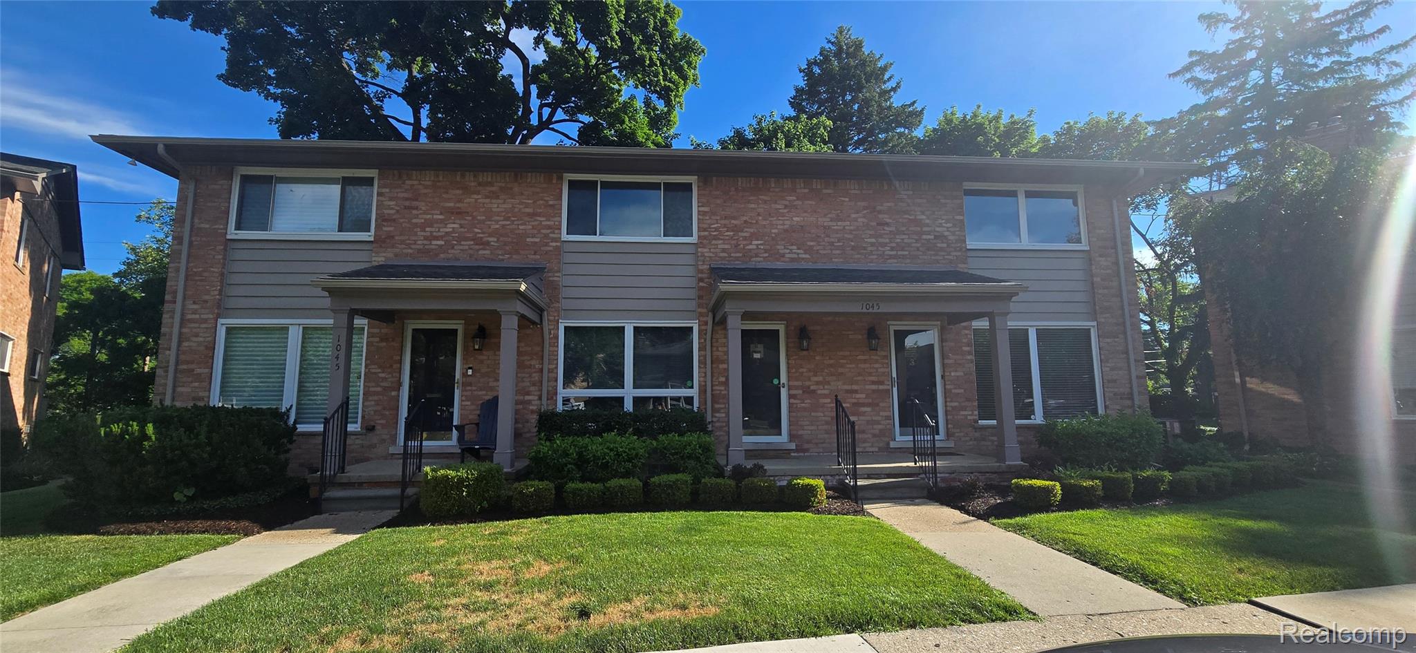 1045, Old Woodward, #2, Birmingham, Michigan, 48009