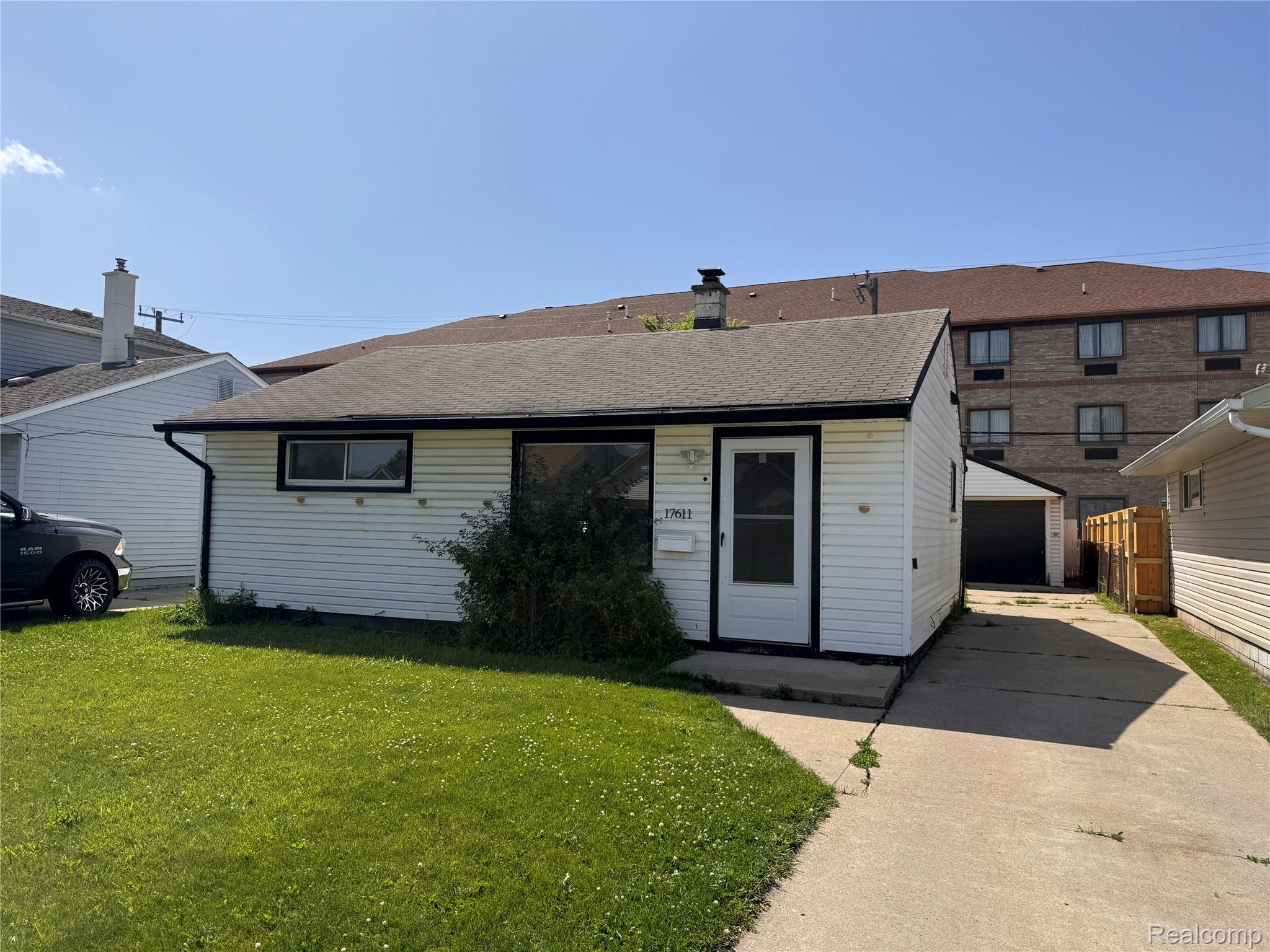 17611, CLARANN, Melvindale, Michigan, 48122