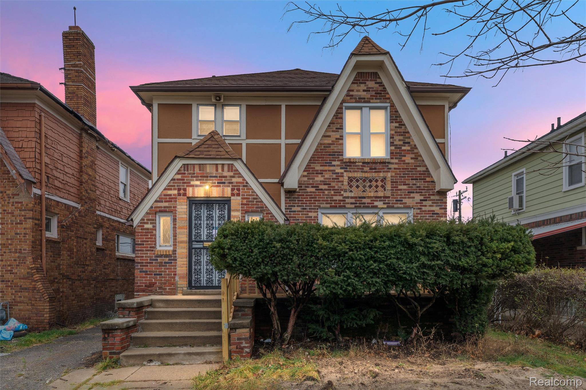 16150, Washburn, Detroit, Michigan, 48221