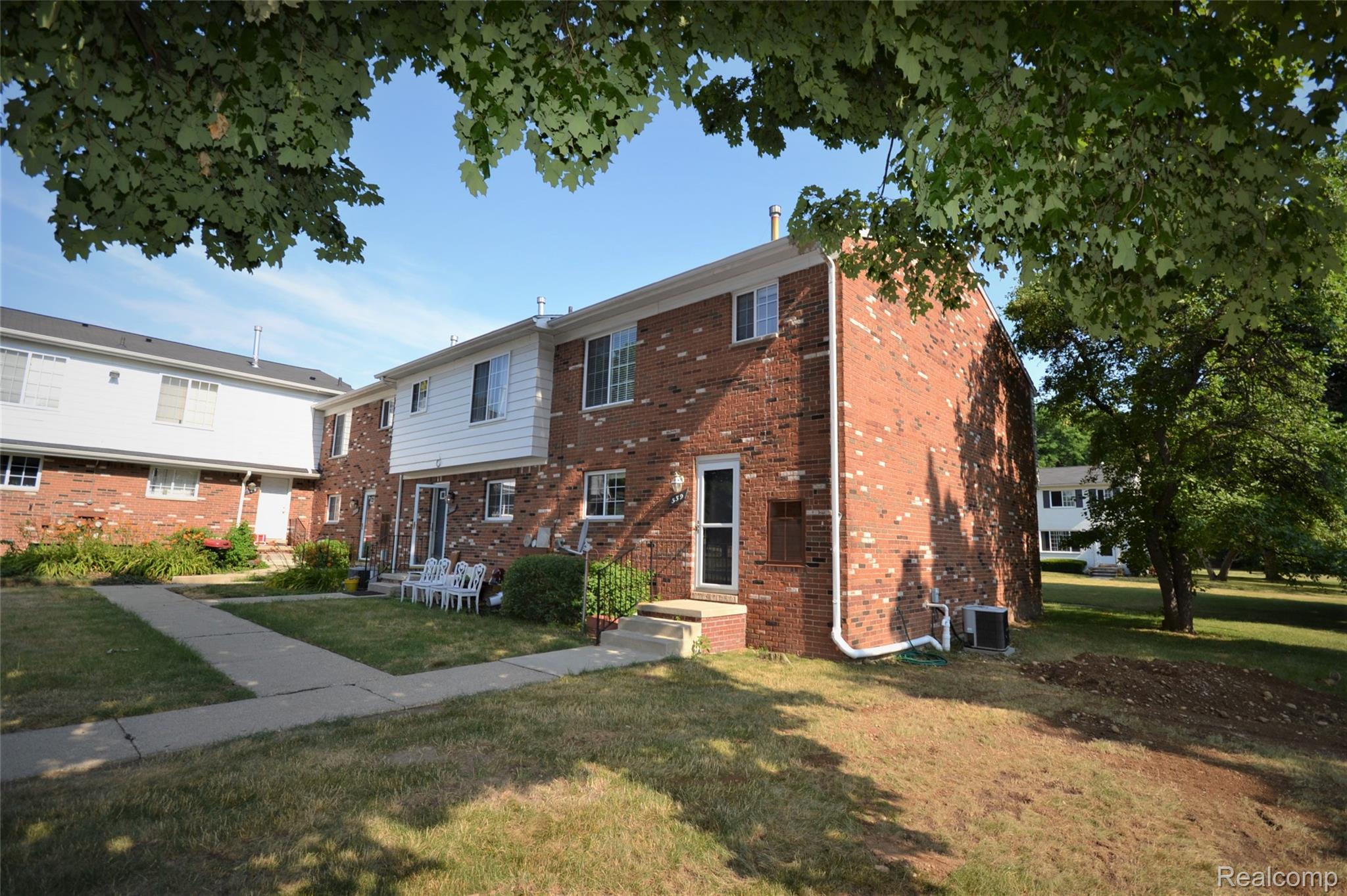 559, Fox Hills, N, Bloomfield Hills, Michigan, 48304