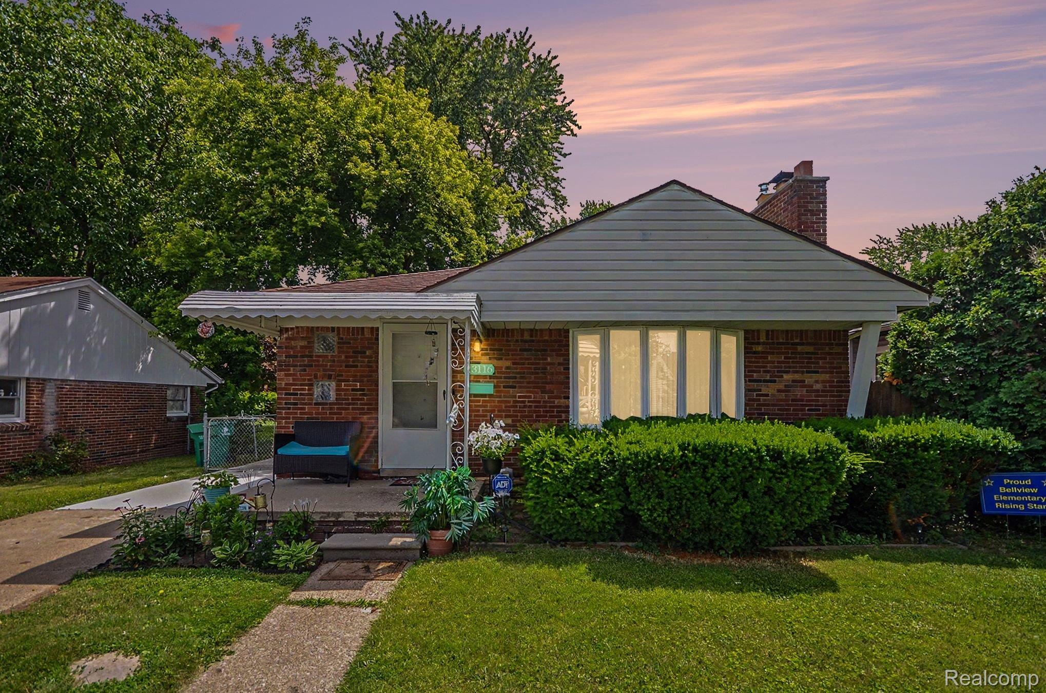23116, Beechwood, Eastpointe, Michigan, 48021