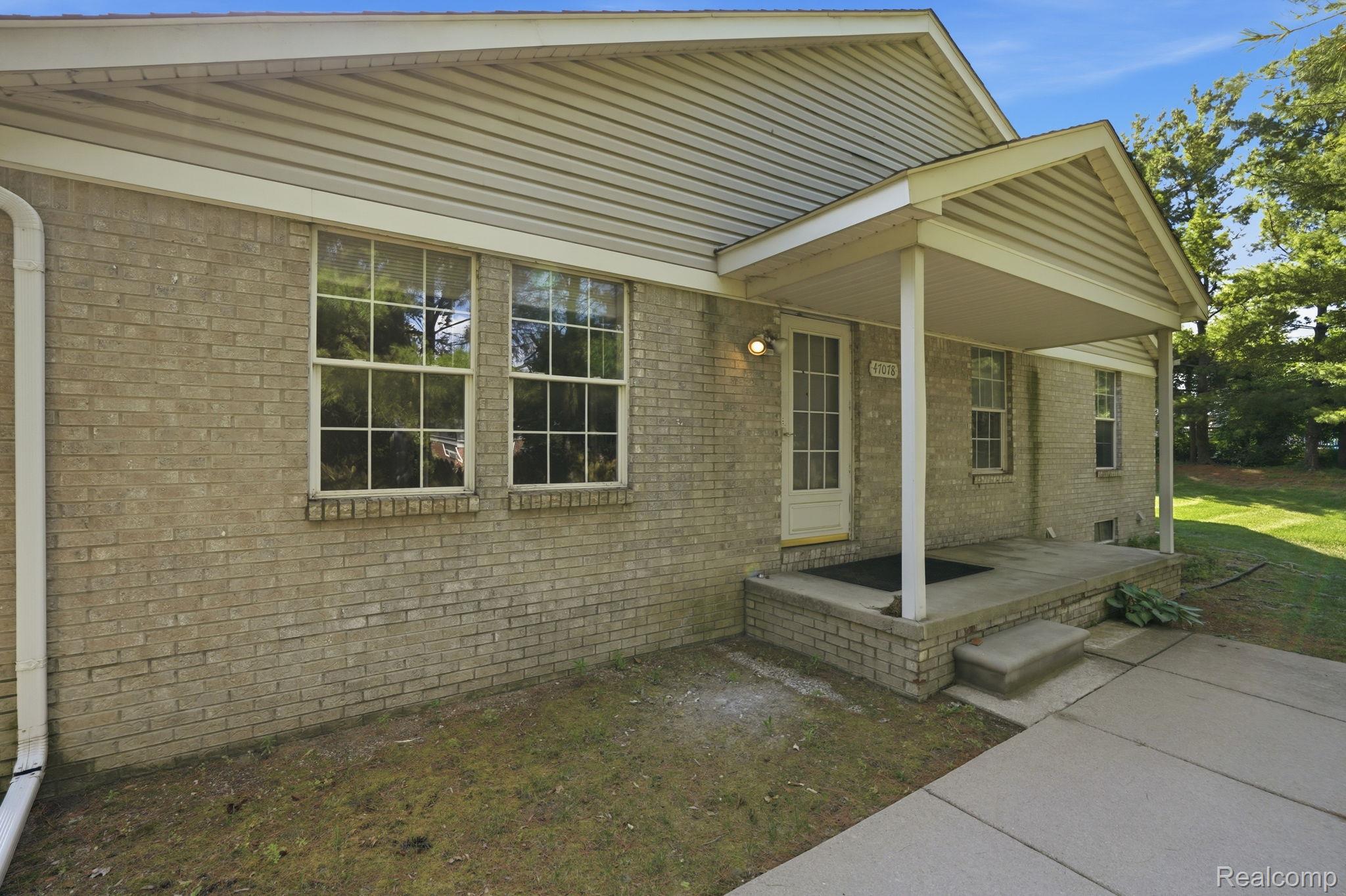 47078, Auburn, Utica, Michigan, 48317