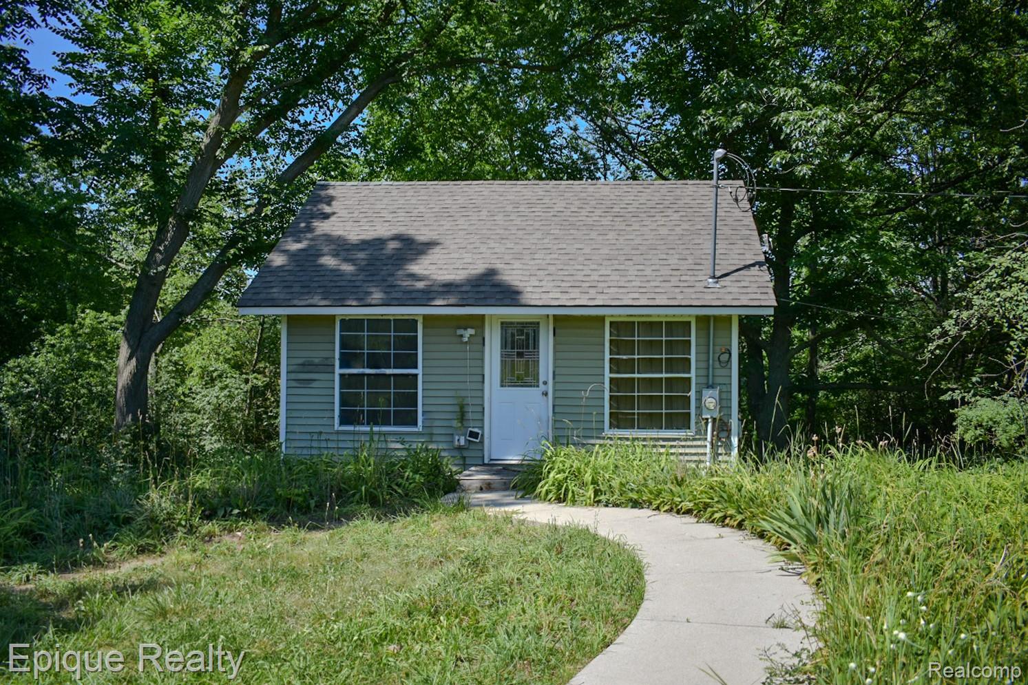 300, Dewey, Owosso, Michigan, 48867