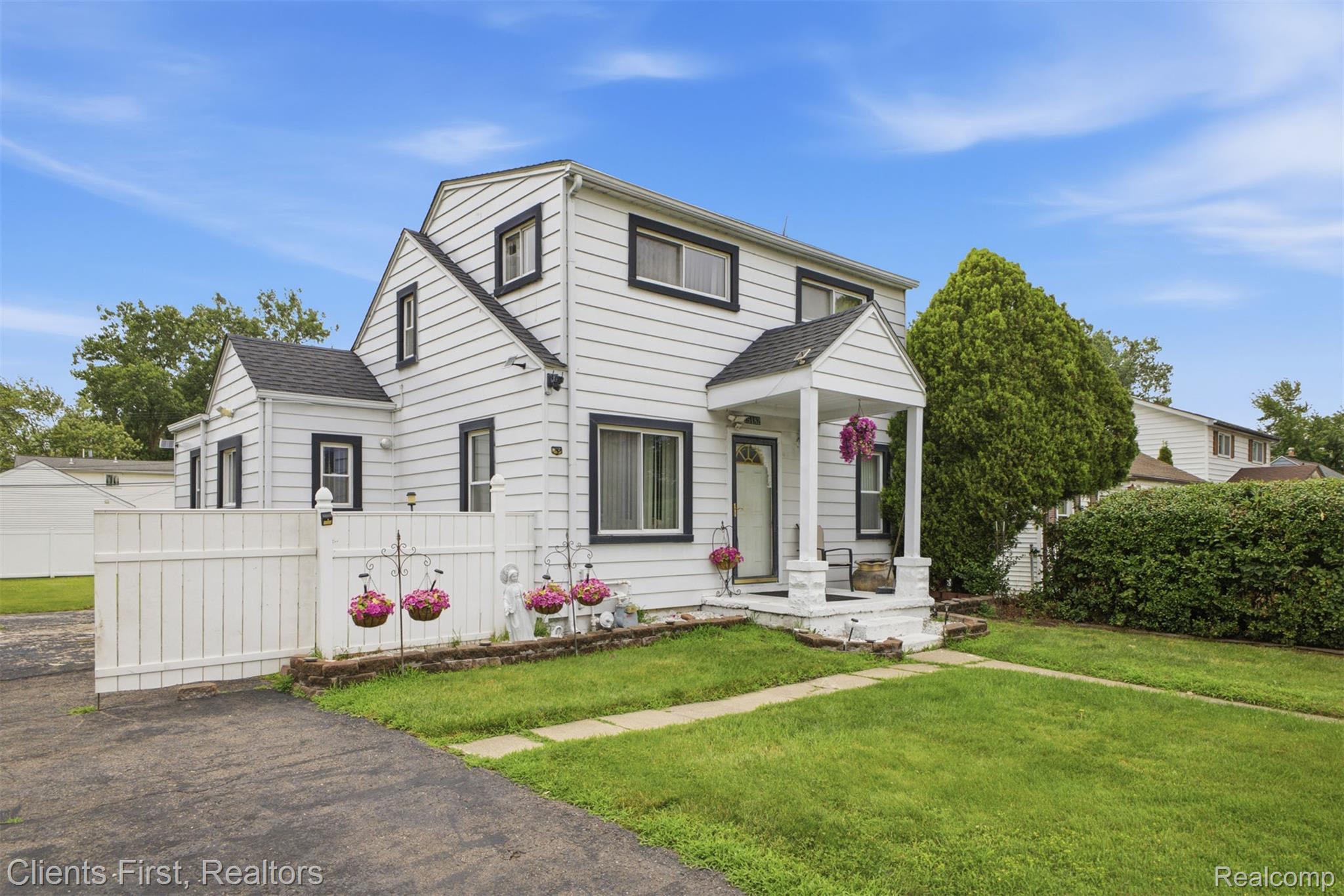 15182, Cooper, Taylor, Michigan, 48180