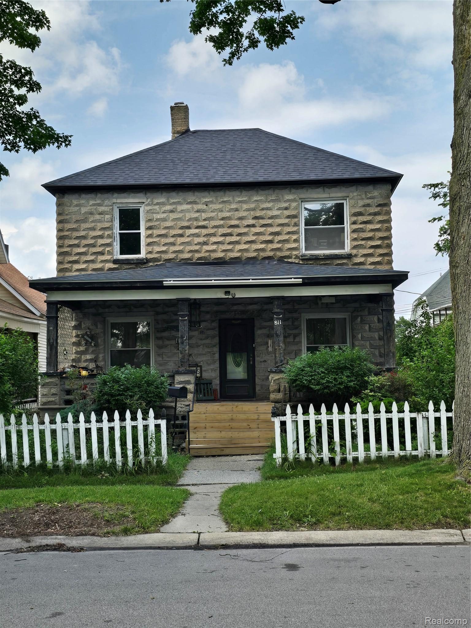811, Howard, Port Huron, Michigan, 48060