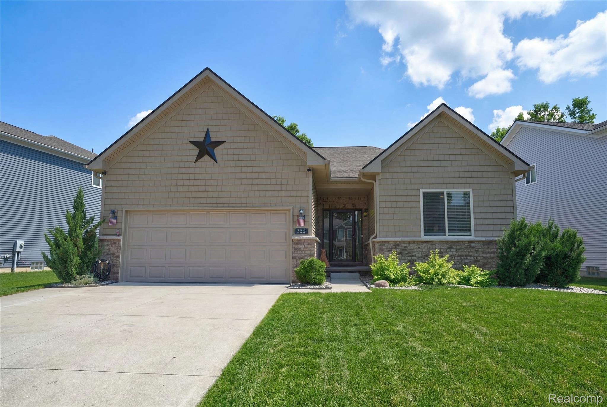322, Hidden, E, Holly, Michigan, 48442