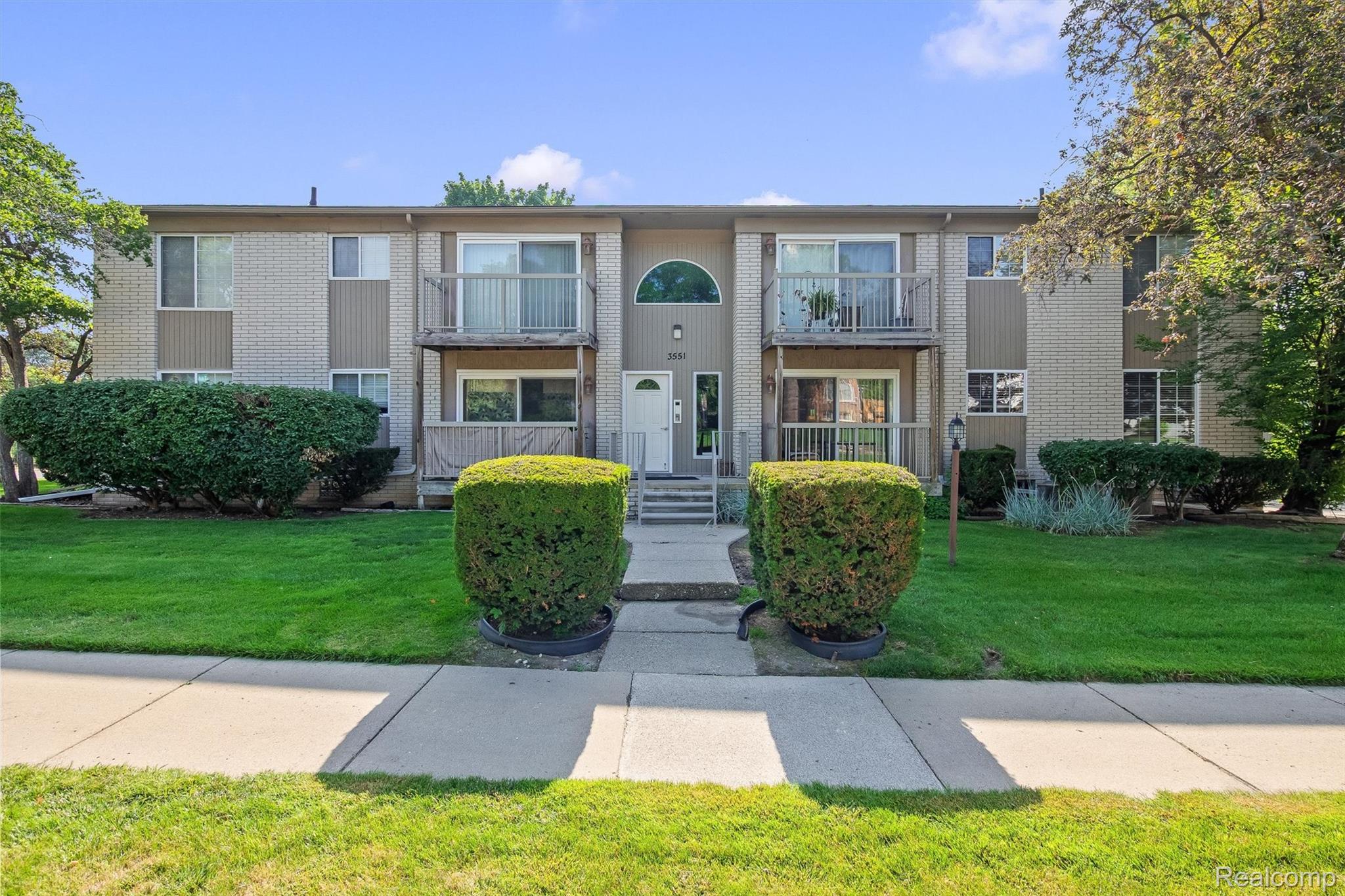 3551, 14 Mile, #2, Royal Oak, Michigan, 48073