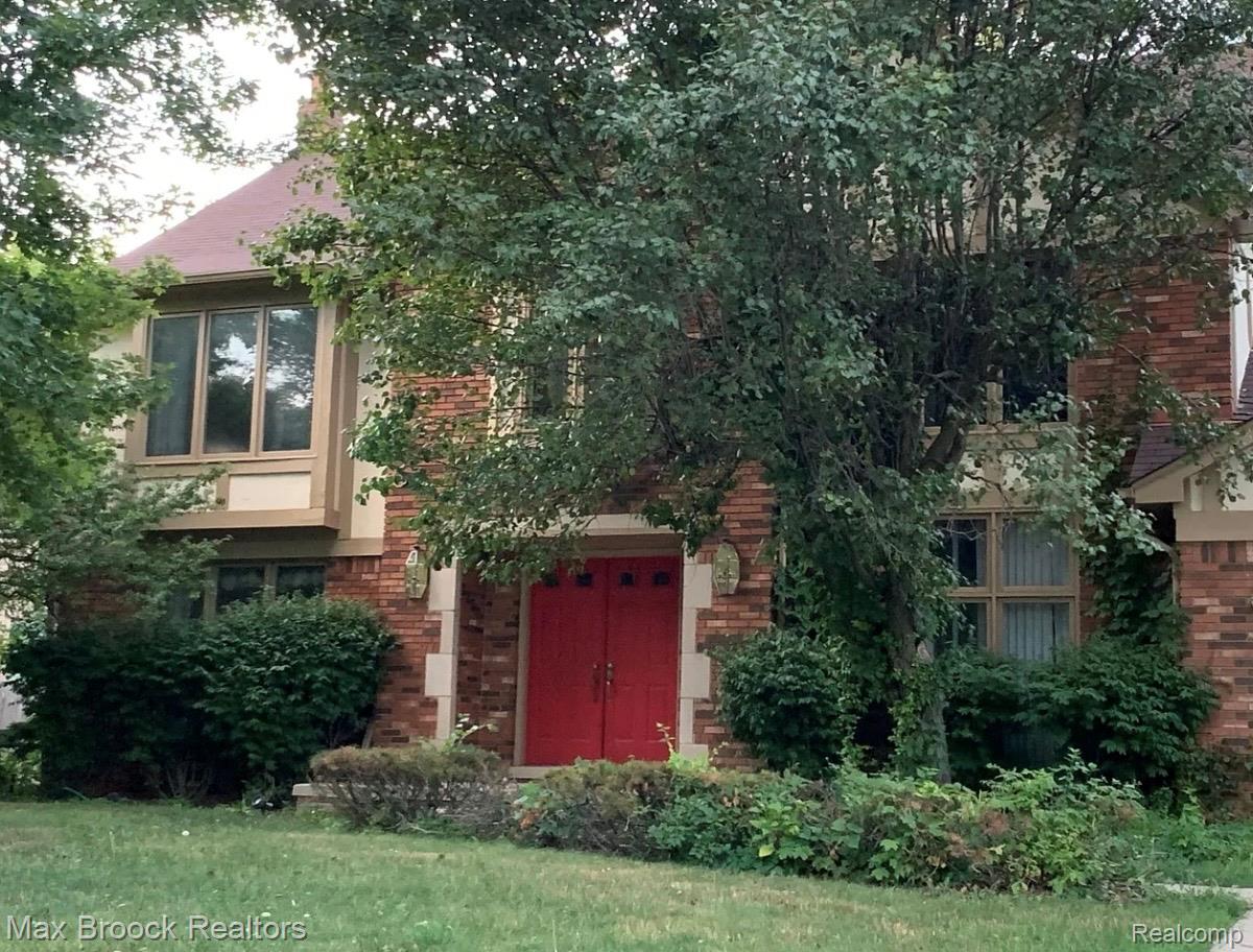 6330, Odessa, West Bloomfield, Michigan, 48324