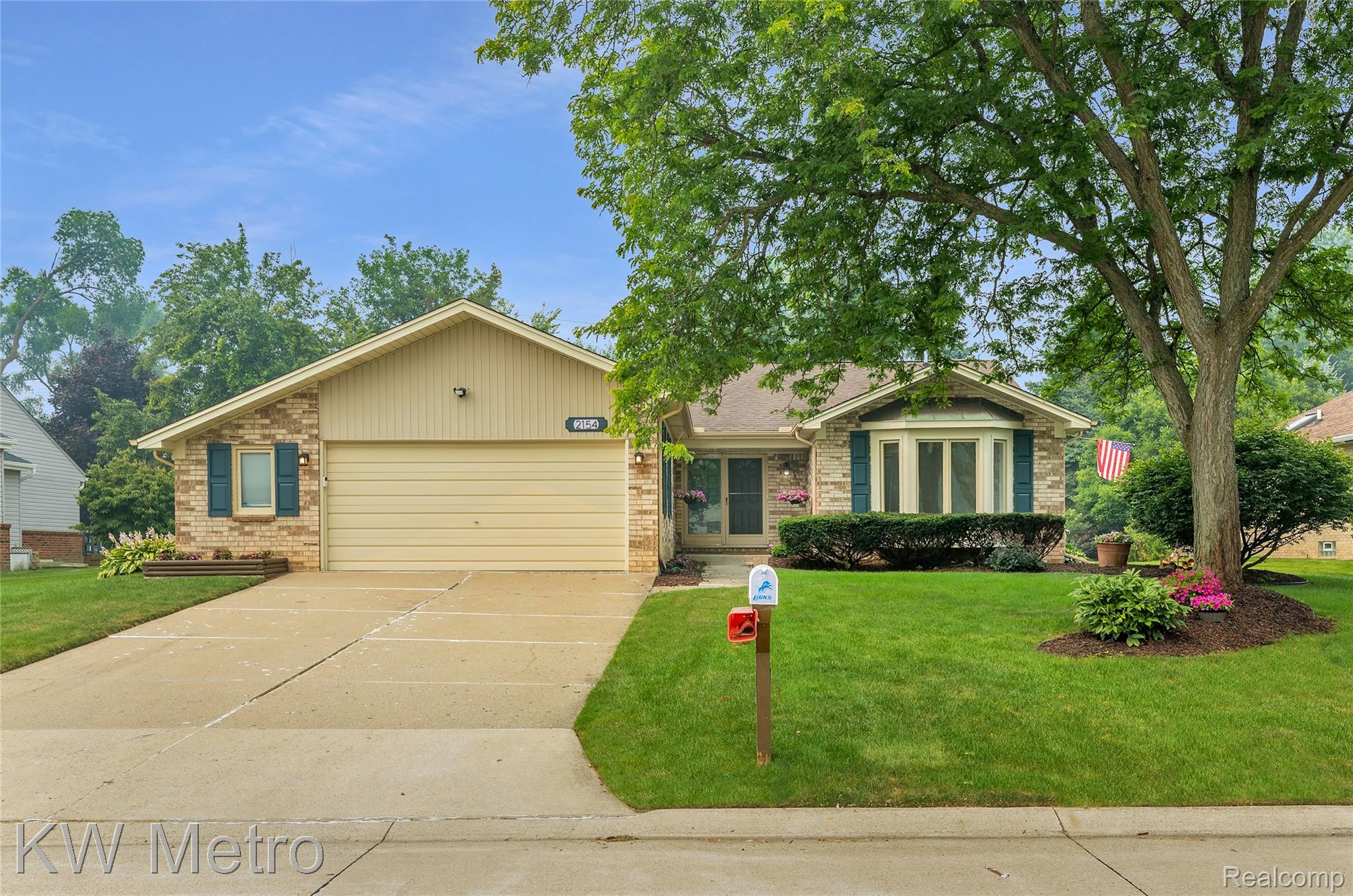 2154, Warrington, Rochester Hills, Michigan, 48307