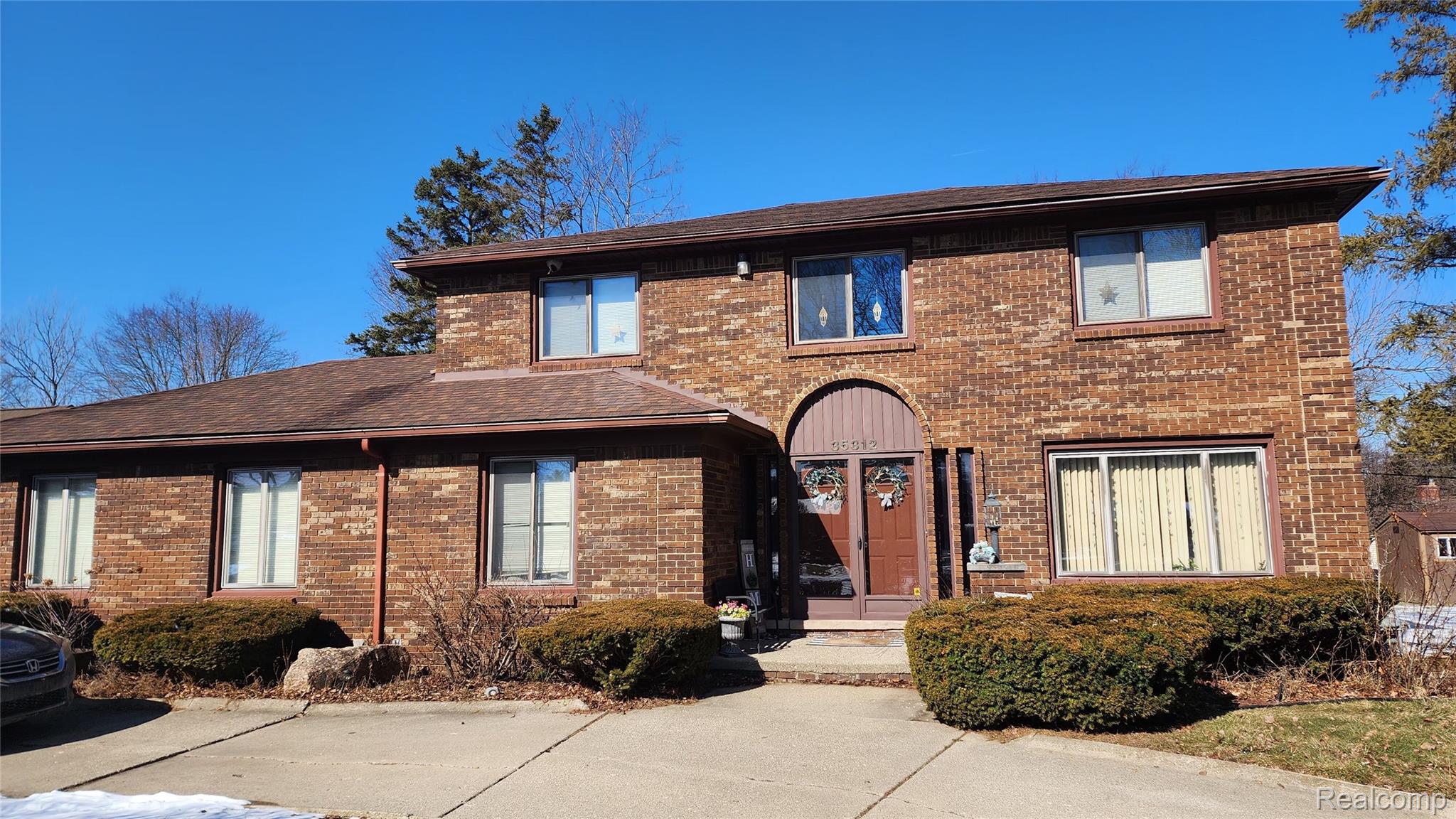 35312, Northmont, Farmington, Michigan, 48331