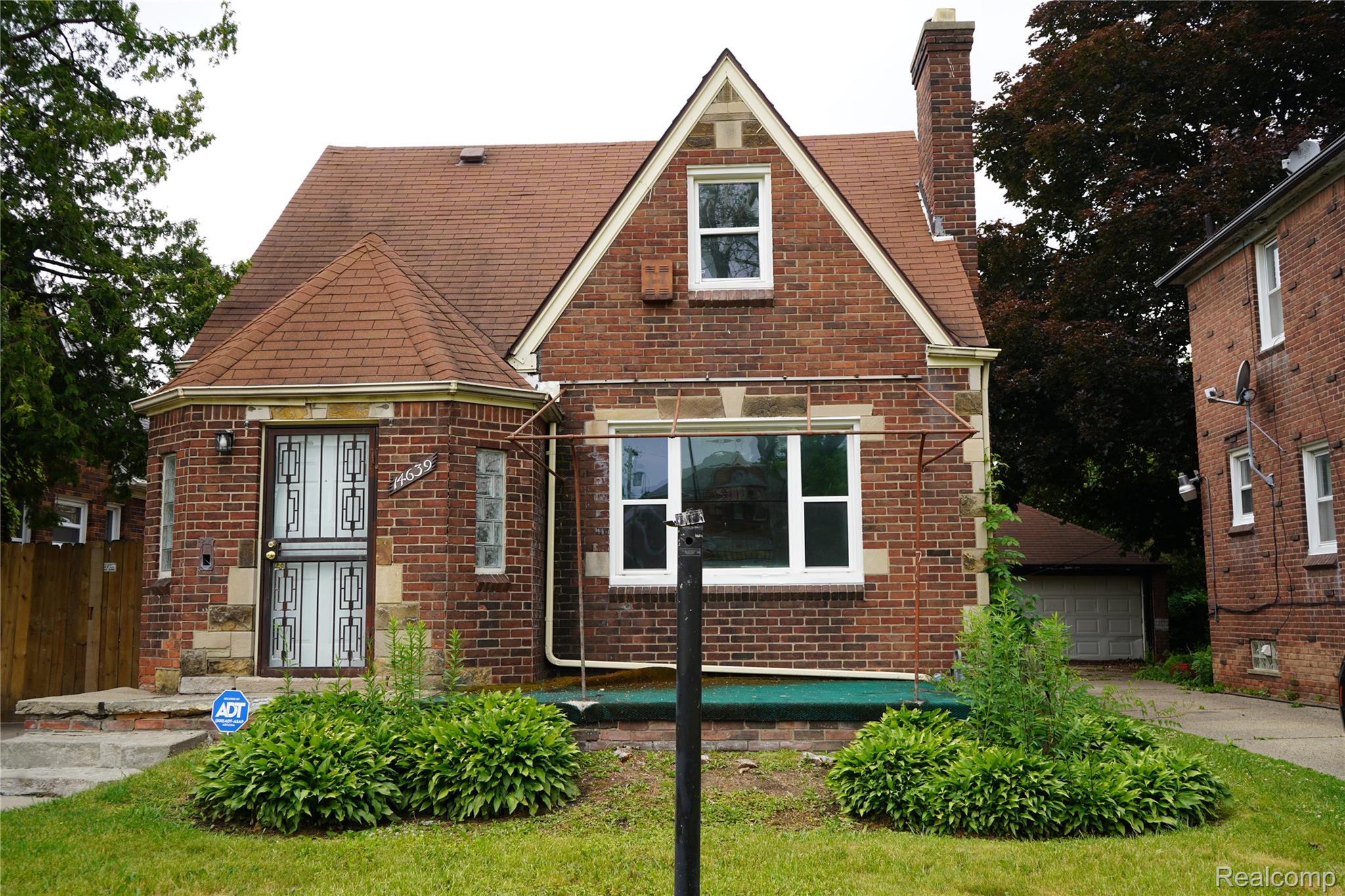 14639, MARK TWAIN, Detroit, Michigan, 48227