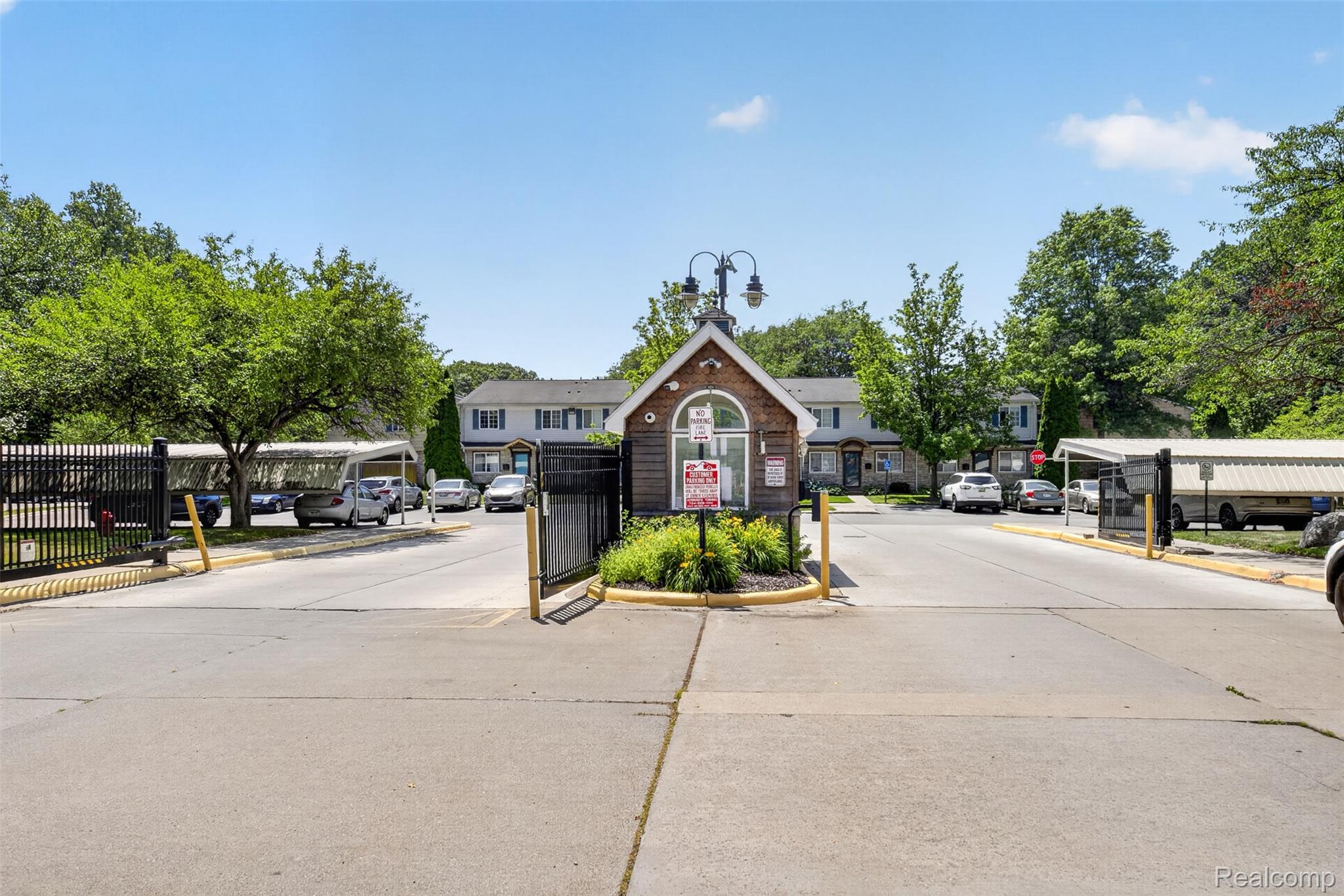 16515, Terrace Village, Taylor, Michigan, 48180