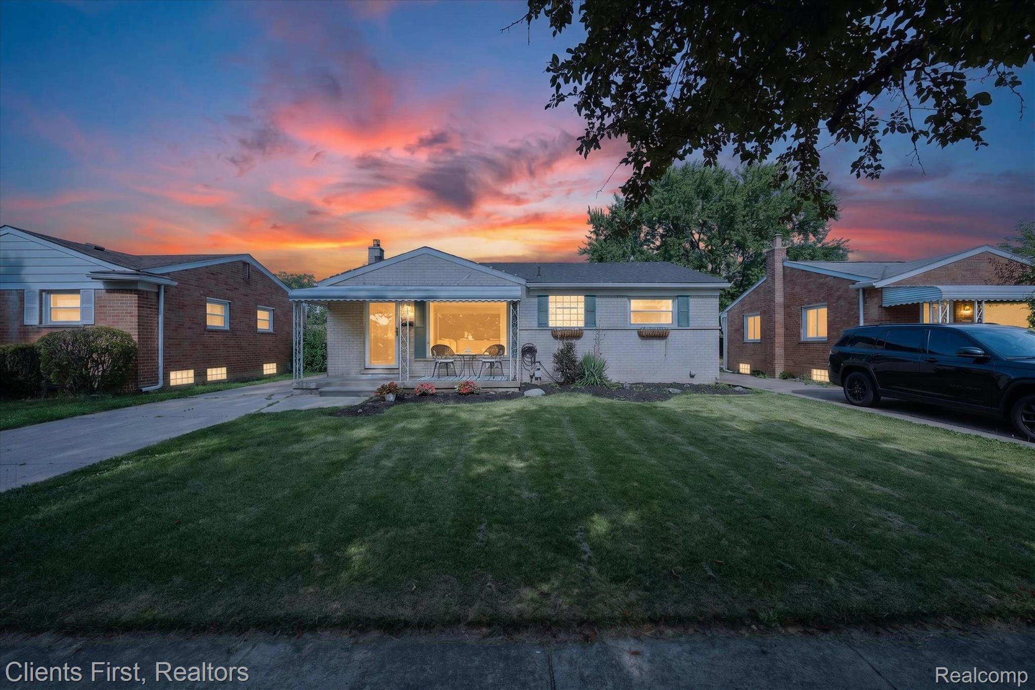 7520, Sloan, Taylor, Michigan, 48180