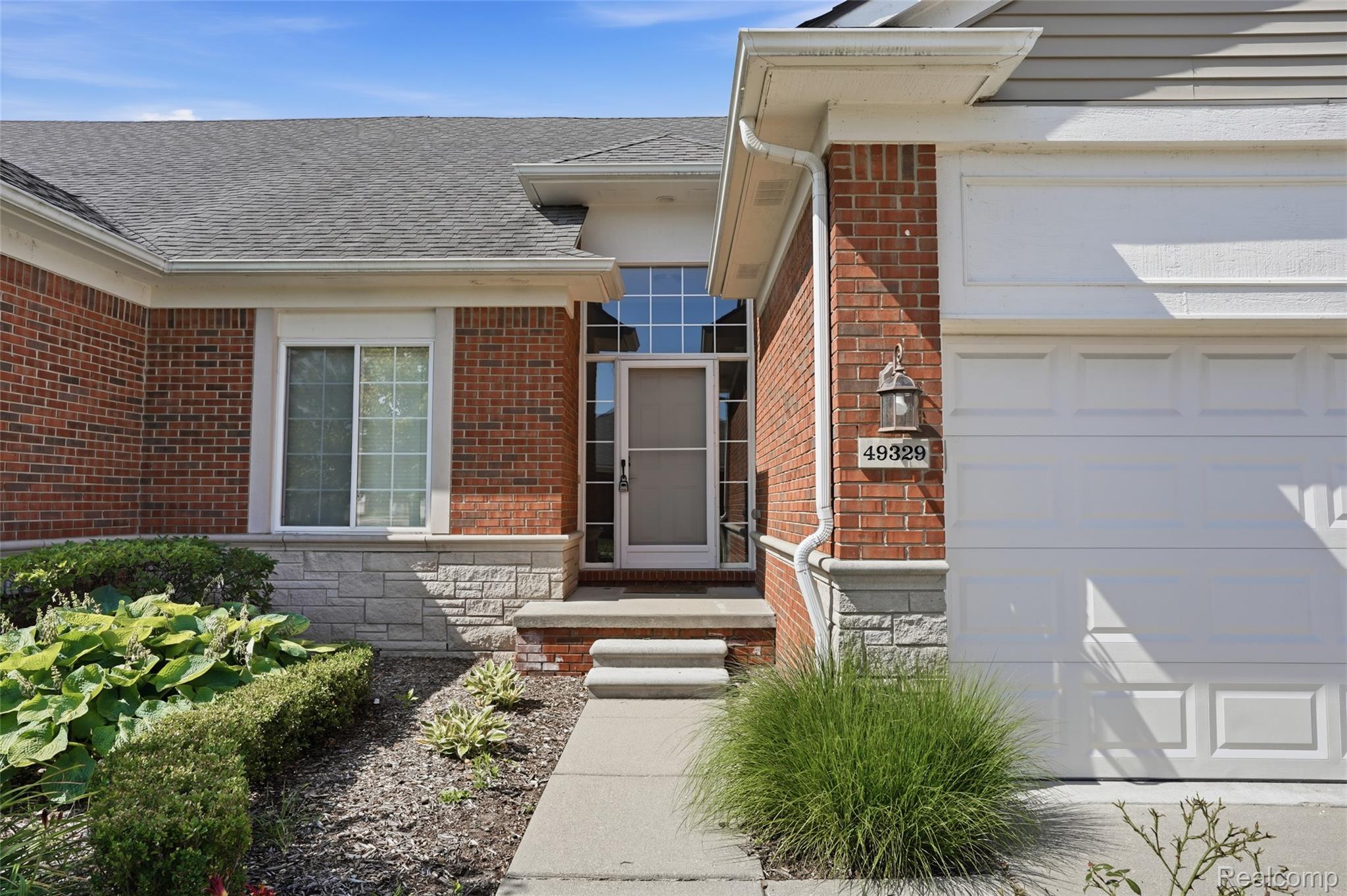 49329, Village Pointe, Utica, Michigan, 48315