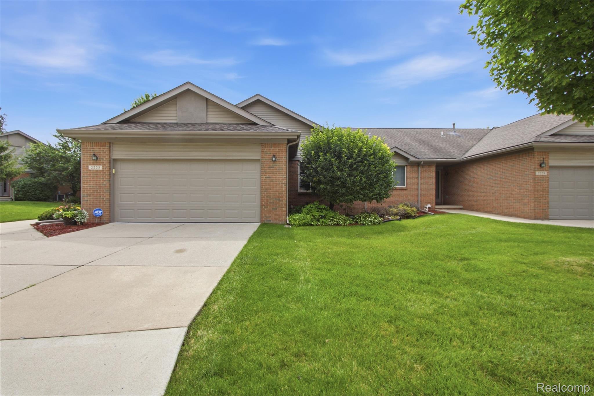 2223, Fairway, Canton, Michigan, 48188