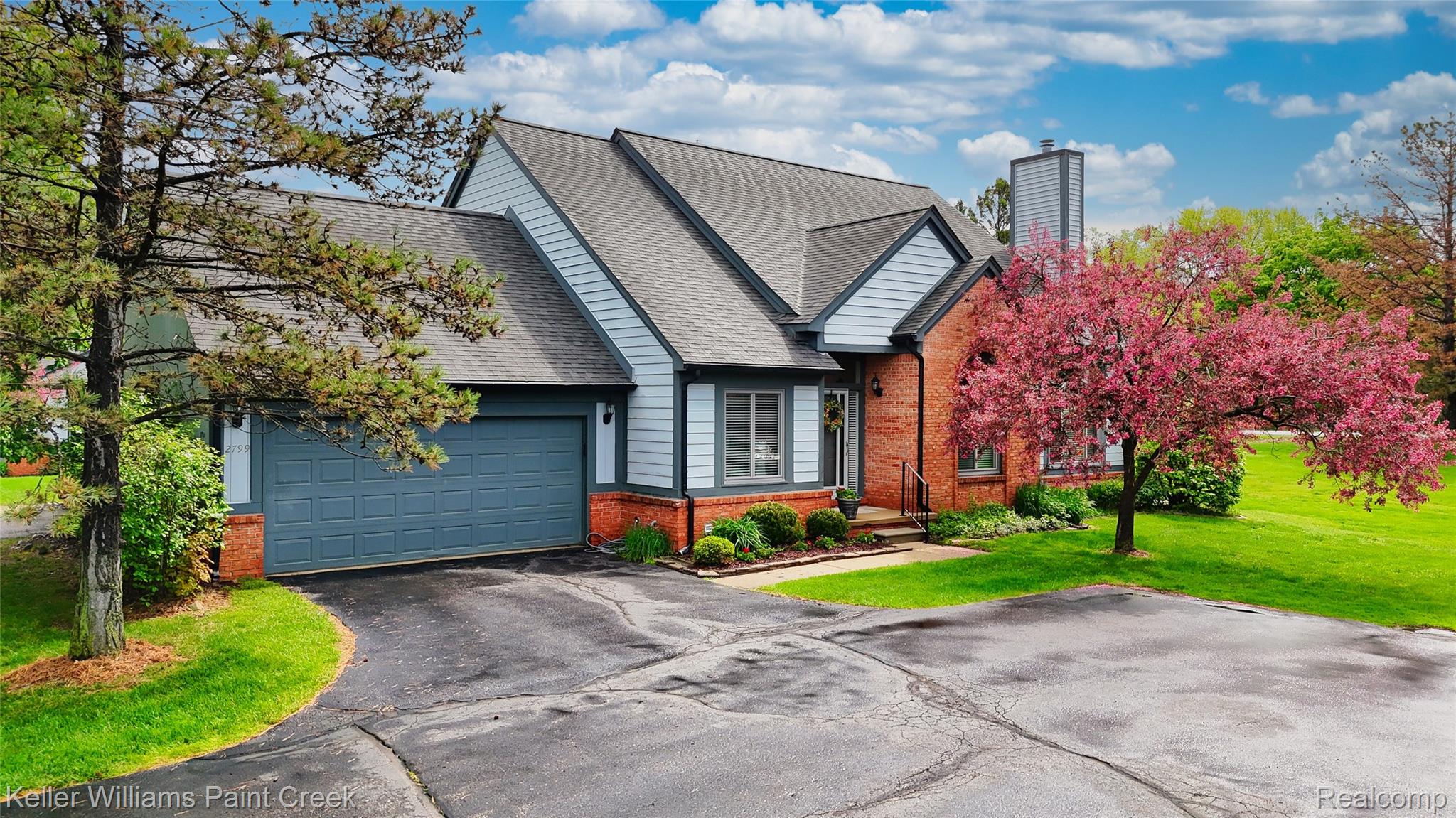 2799, Lochmoor, Lake Orion, Michigan, 48360